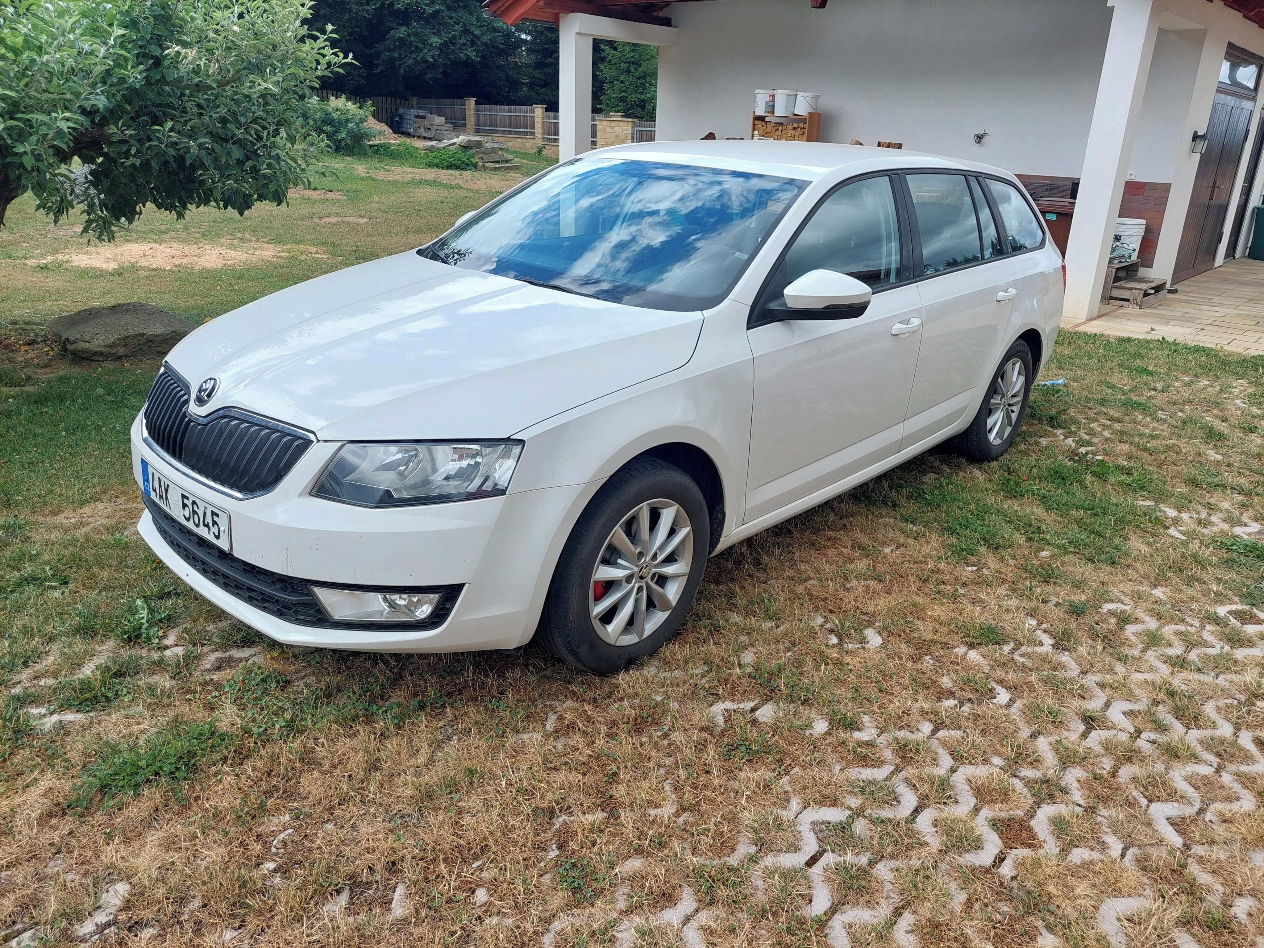 Škoda Octavia, Škoda Octavia combi 1.6 tdi - fotka 2
