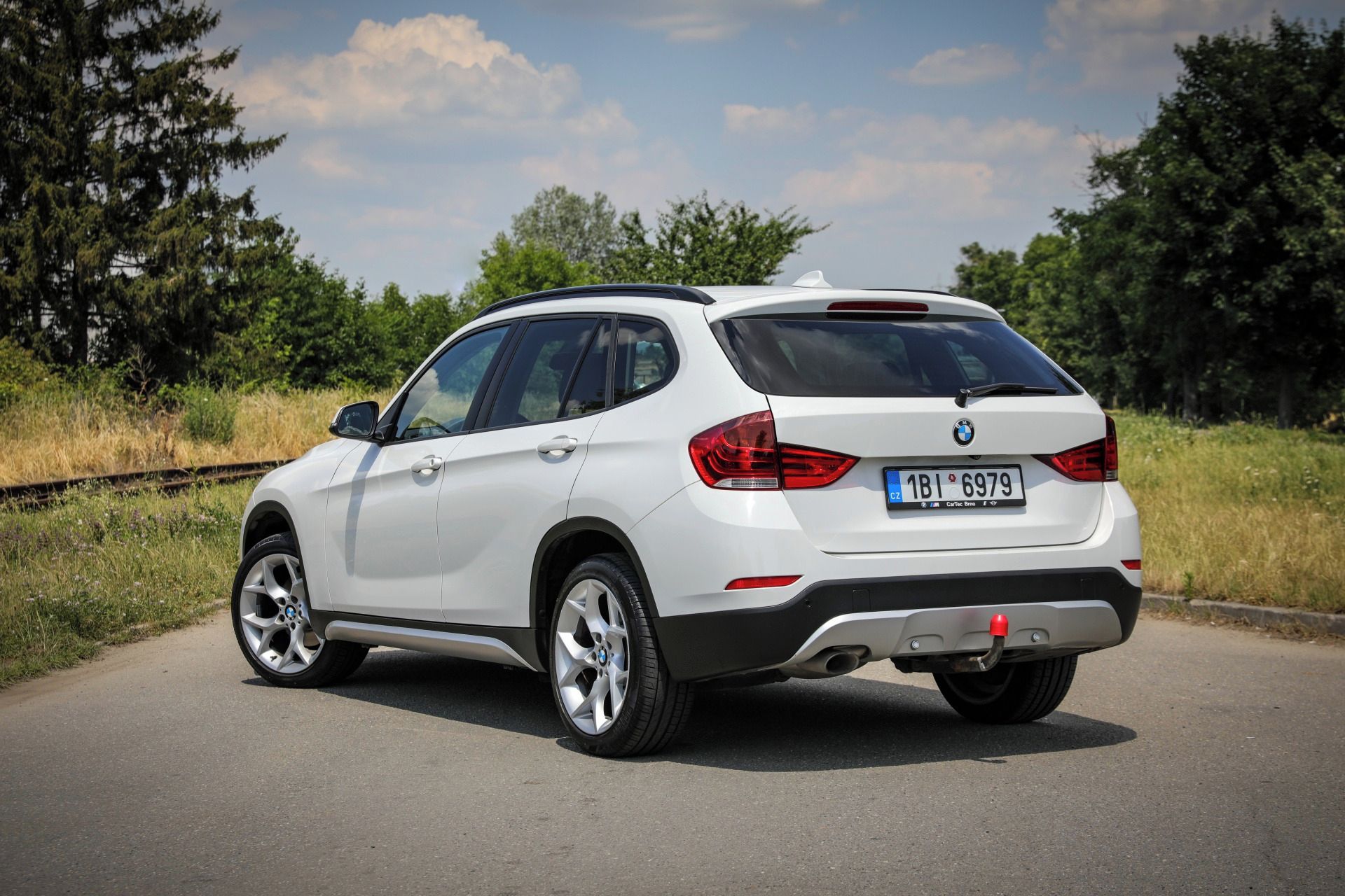 BMW X1, xDrive18d 105kW - fotka 2