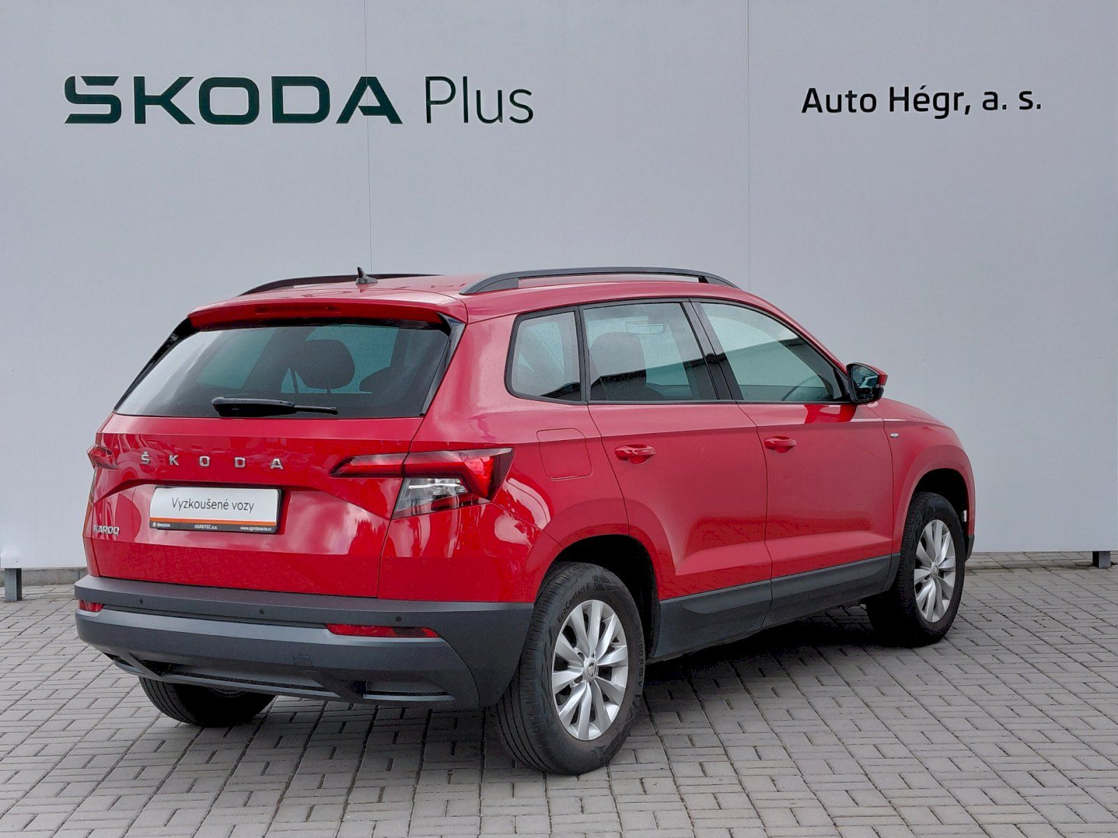 Škoda Karoq, 1.5 TSI 110 kW 125 LET Drive - fotka 2