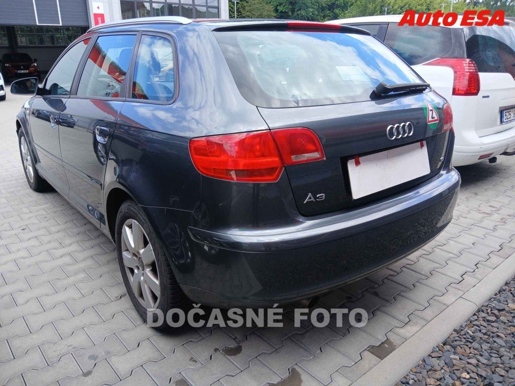 Audi A3, 1.6i,STK4/28 - fotka 2