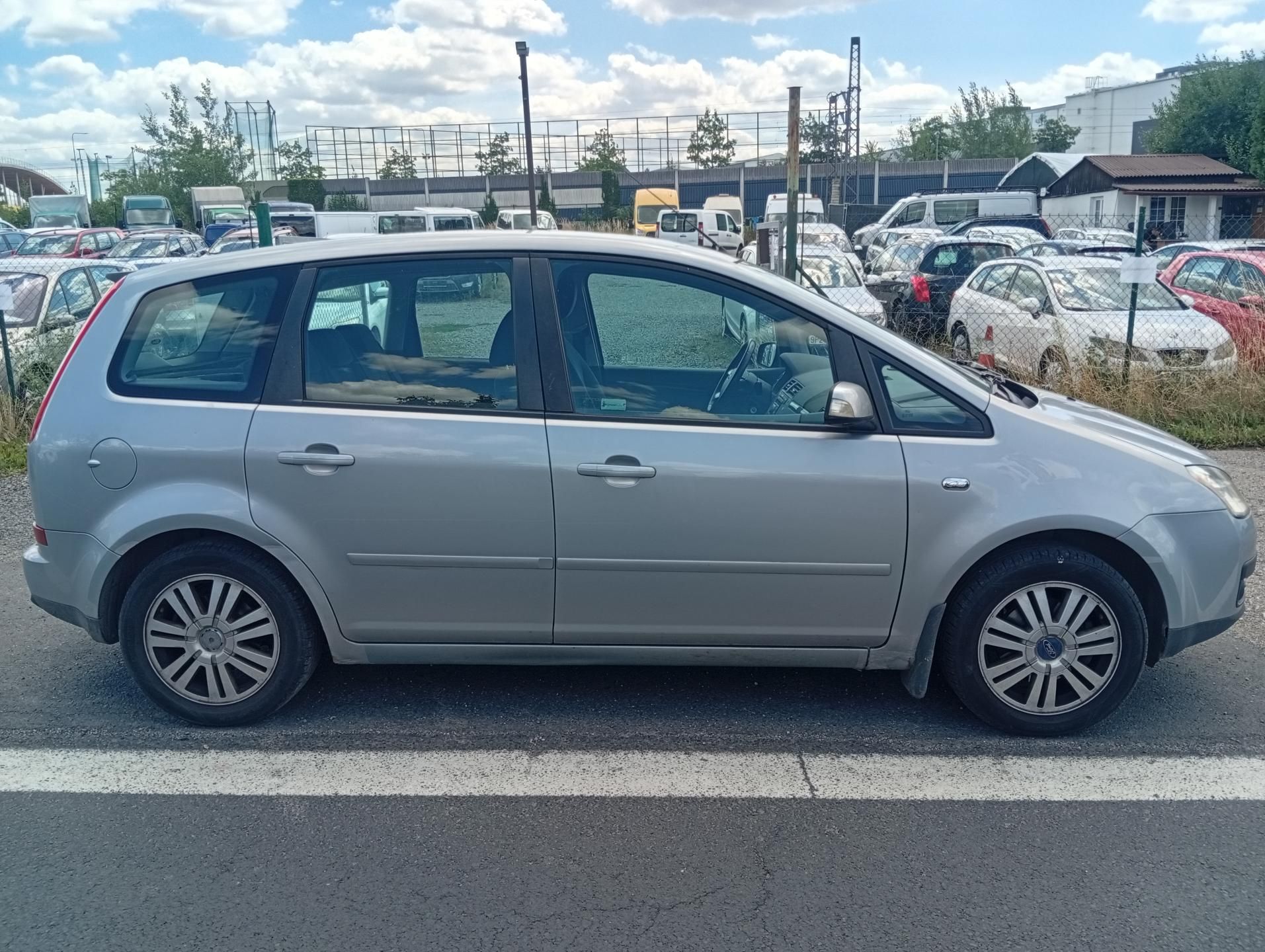 Ford C-MAX, 1.6i Ghia, koupeno v ČR - fotka 6