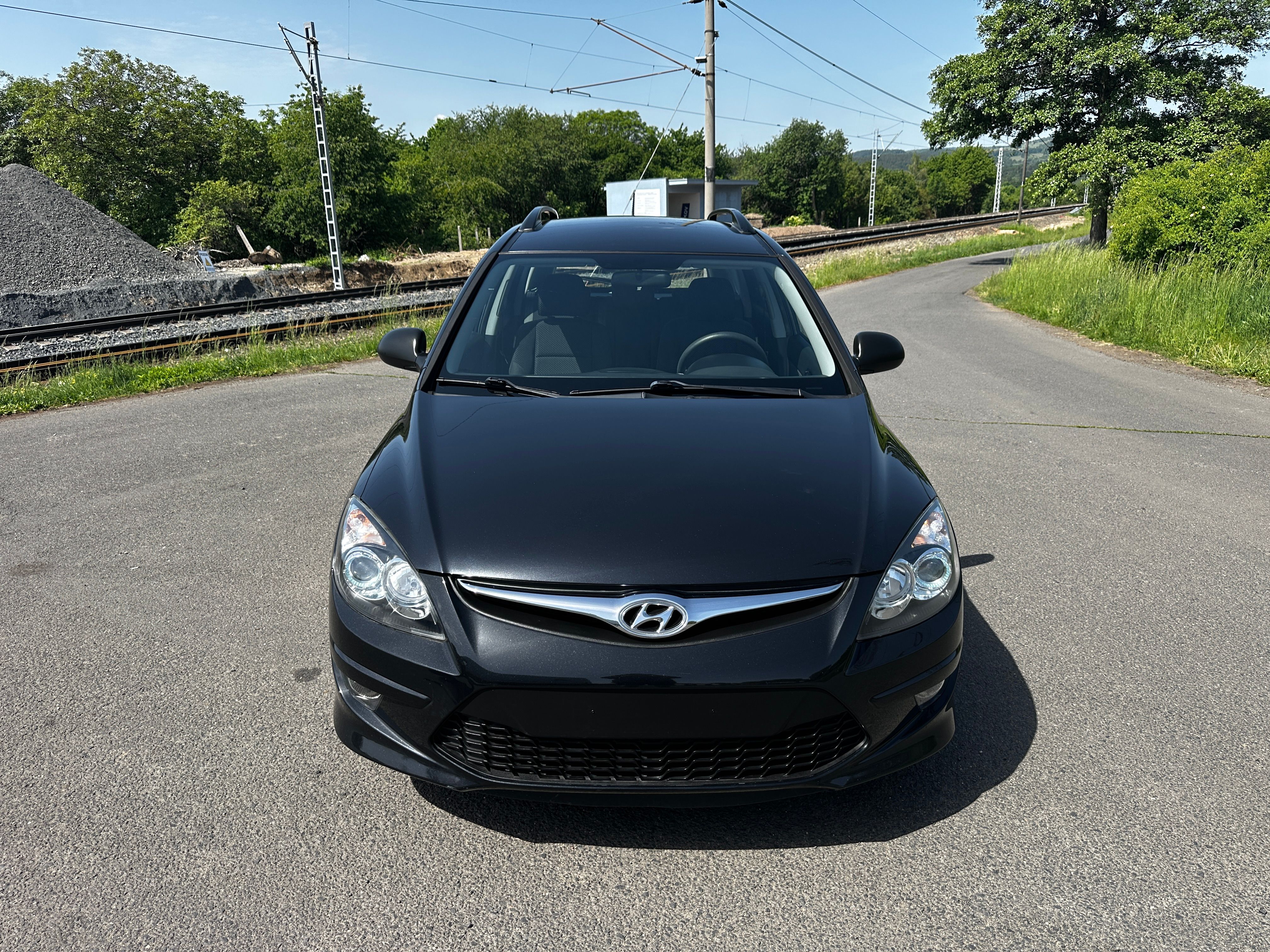 Hyundai i30, HYUNDAI i30 CW, 1.6D, r.v.2010 - fotka 2
