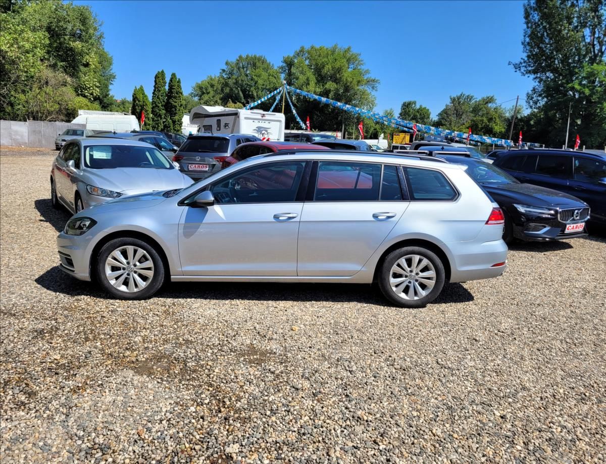 Volkswagen Golf, 1,0 TSI,navi,digiklima,acc,alu - fotka 3