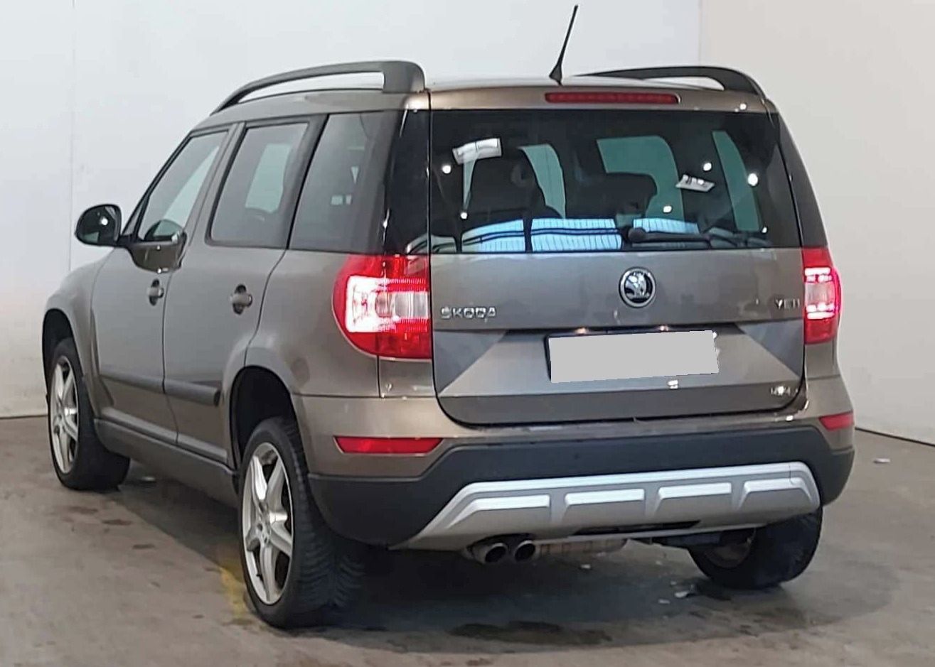 Škoda Yeti, 1.4TSi 110KW 4X4 TAŽNÉ VYHŘ.SE - fotka 4