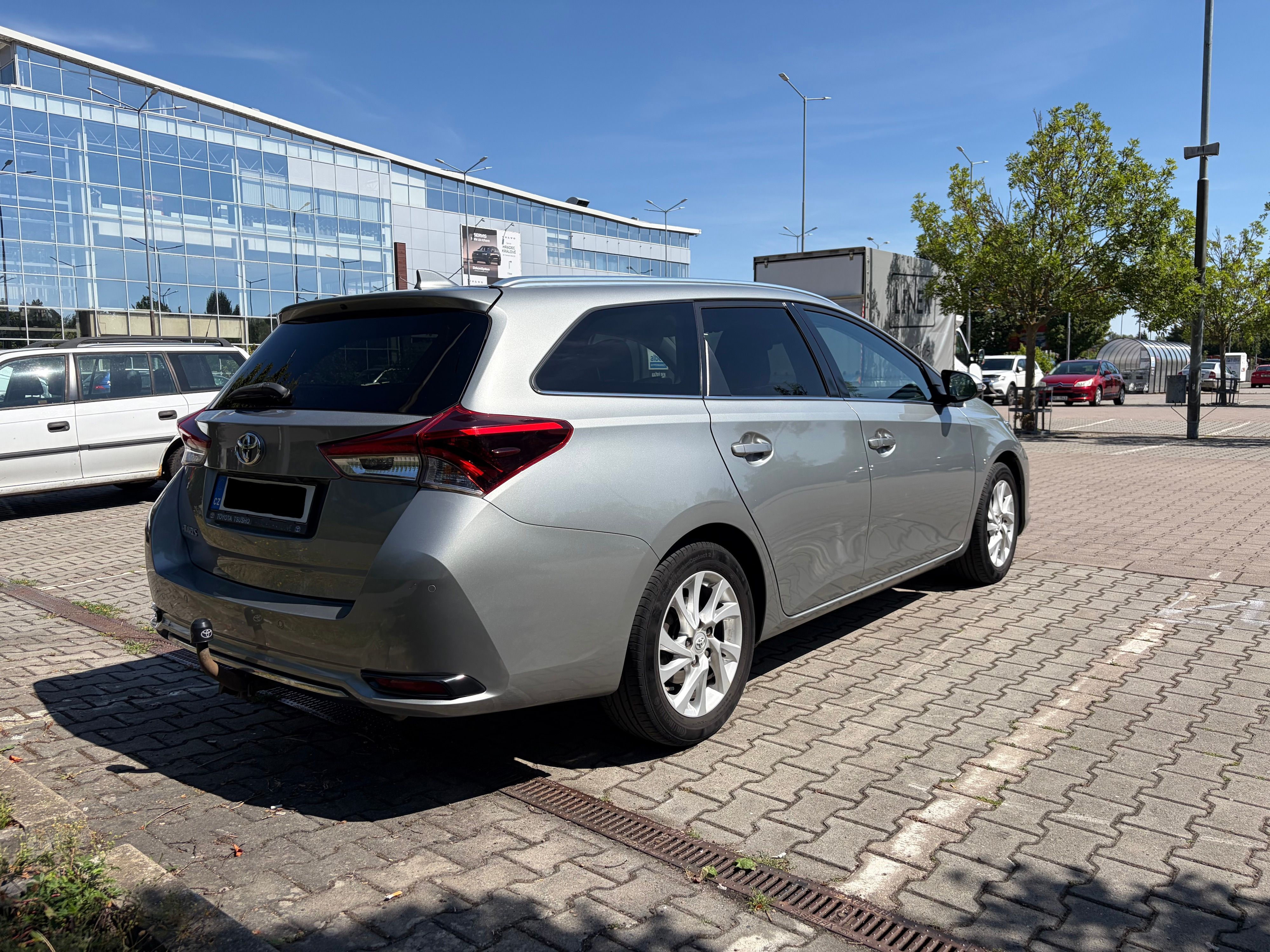 Toyota Auris, Touring Sports 1.6 Valvematic - fotka 2