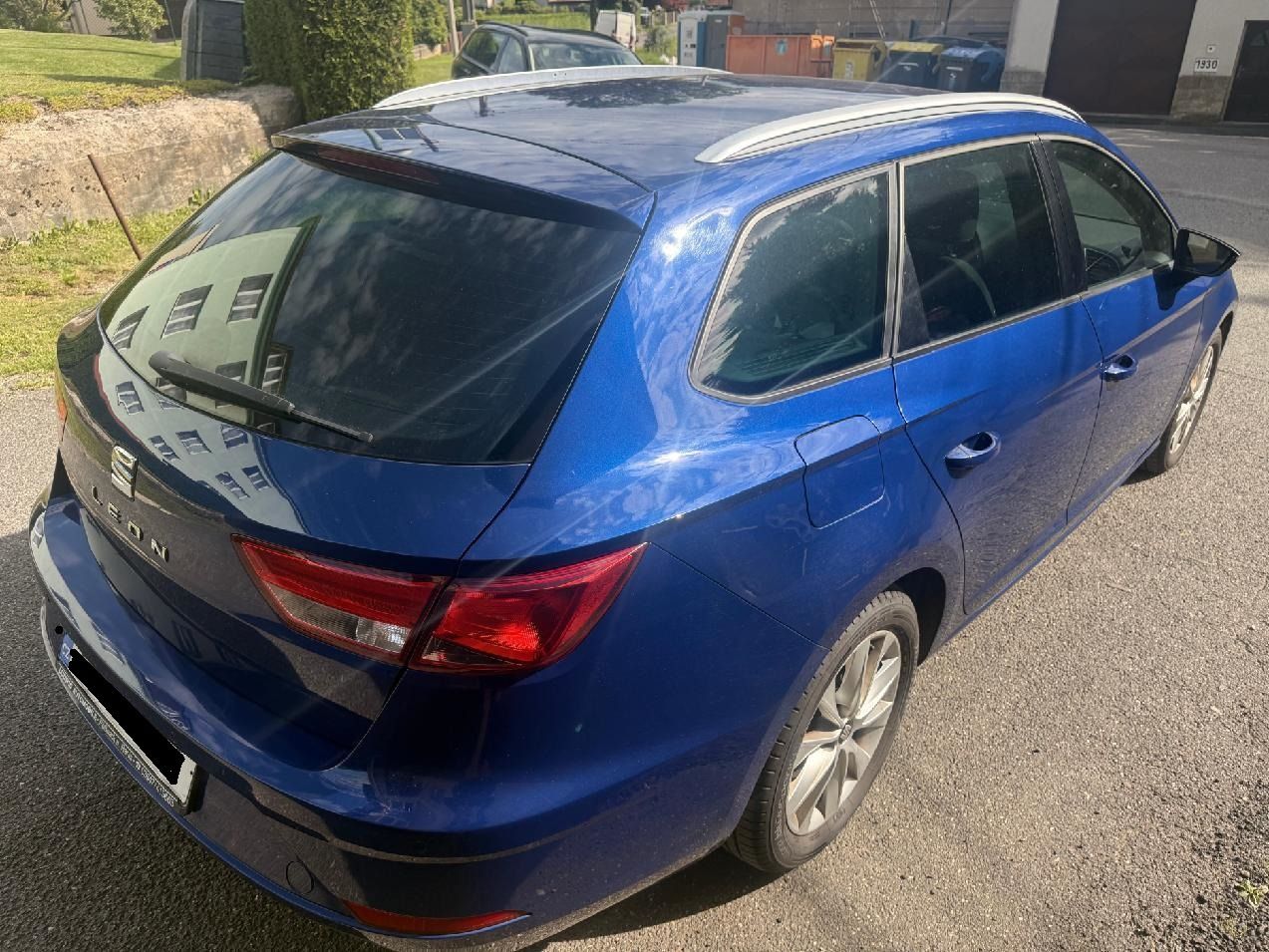 Seat Leon, 1,6 tdi, 85 kw DSG,nová stk - fotka 3