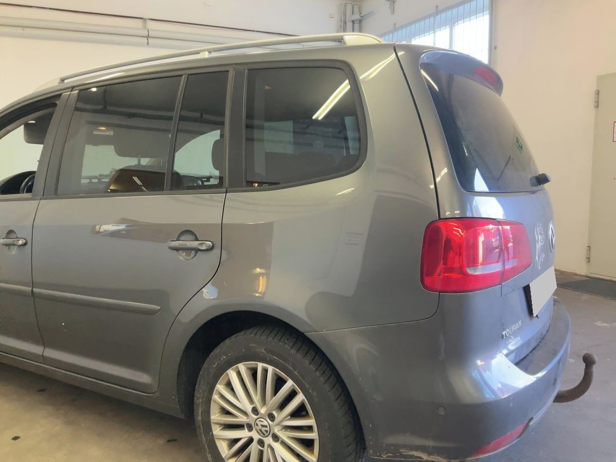 Volkswagen Touran, 2.0Tdi 103KW CUP XENONY TAŽNÉ - fotka 6