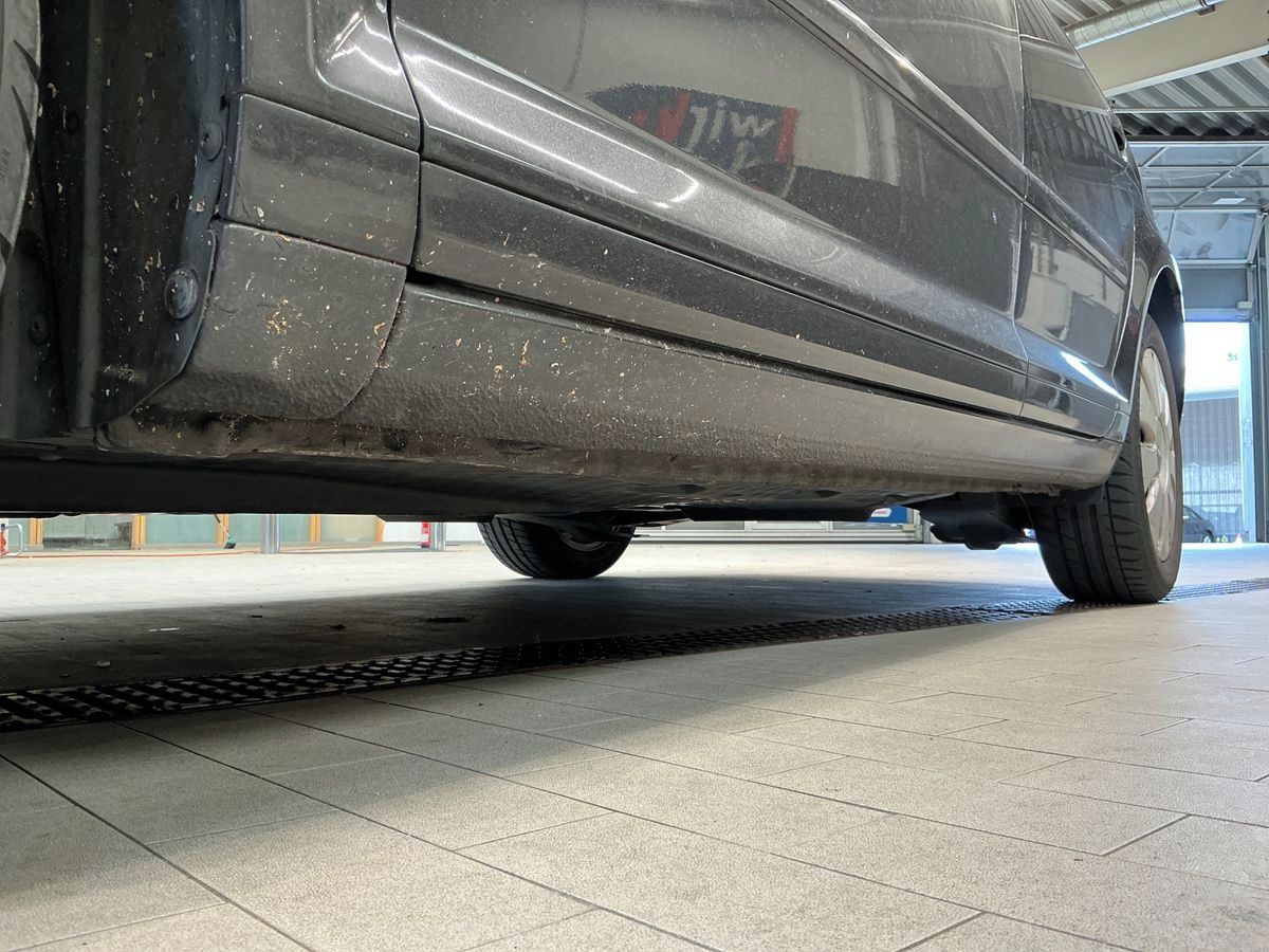 Audi A3, 1.6Mpi 75KW 5.dvéř BEZ KOROZE - fotka 5