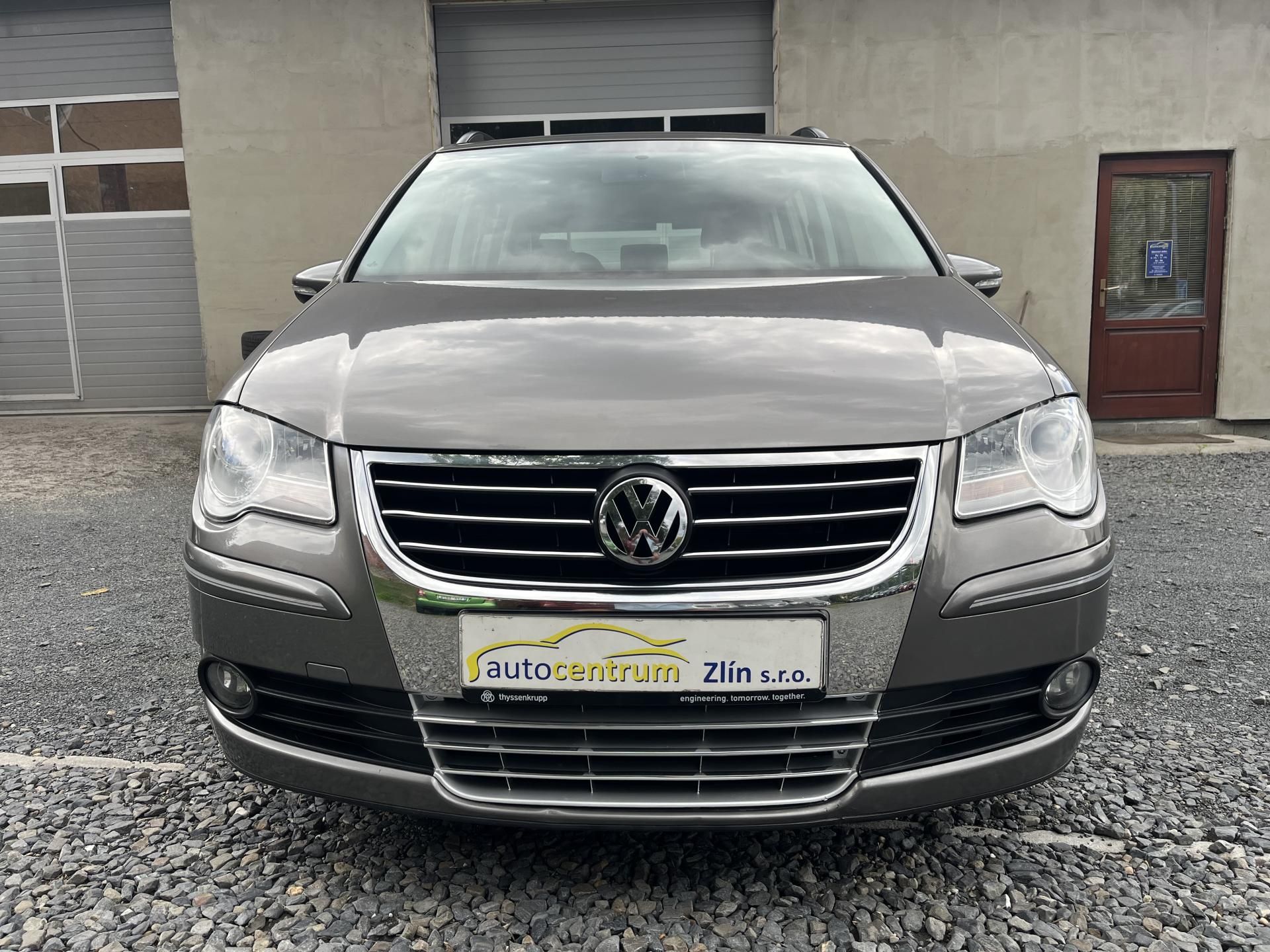 Volkswagen Touran, 1,4 TSi 103 Kw TAŽNÉ - fotka 2