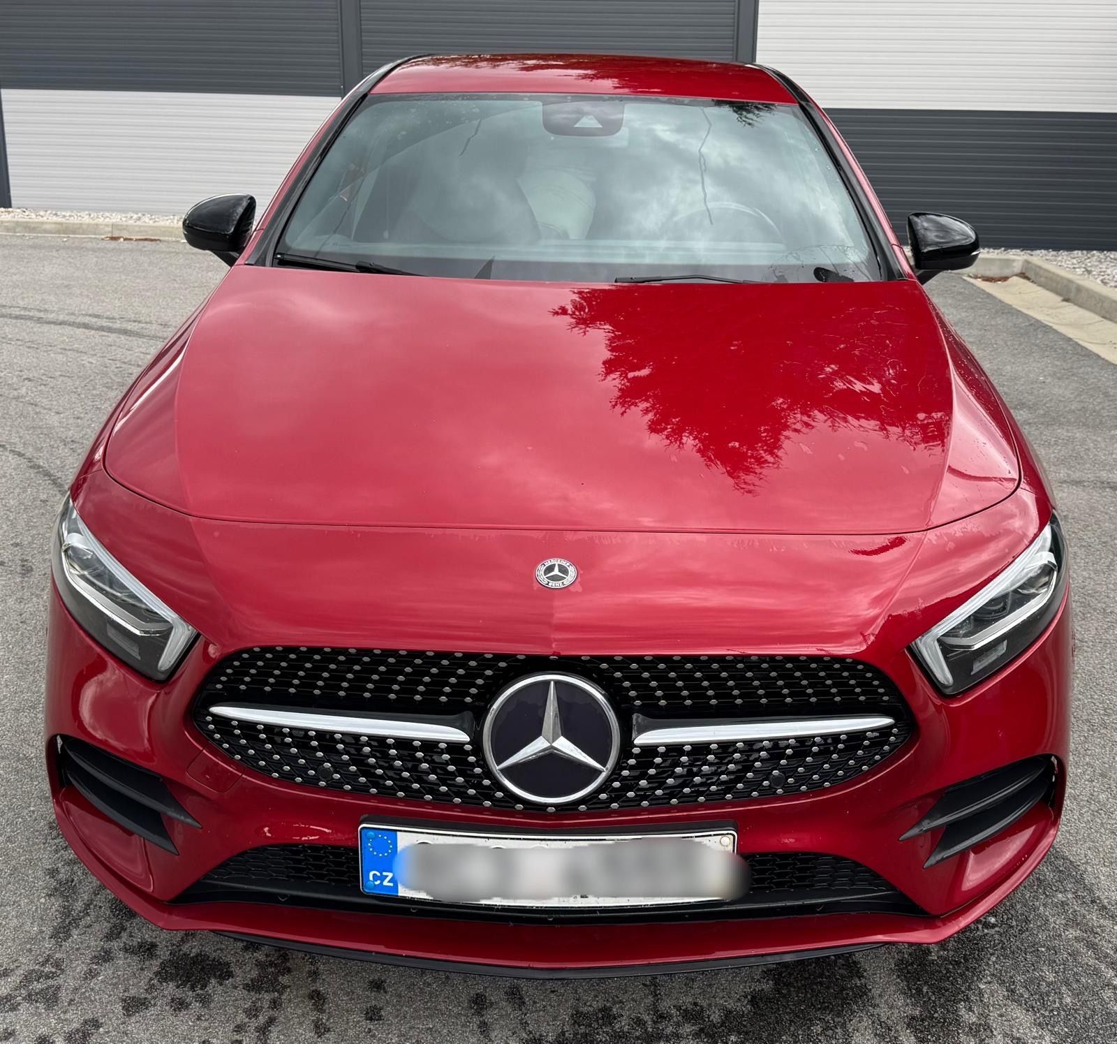 Mercedes-Benz Třídy A, 180d AMG - fotka 2