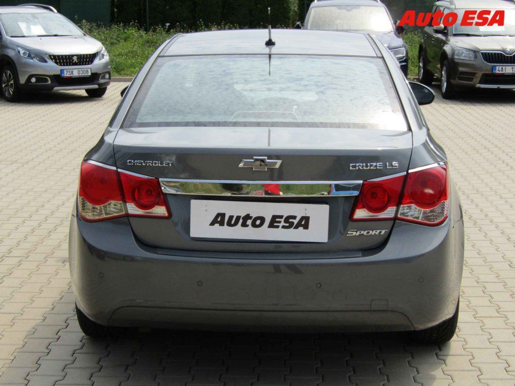 Chevrolet Cruze, 1.6i - fotka 5