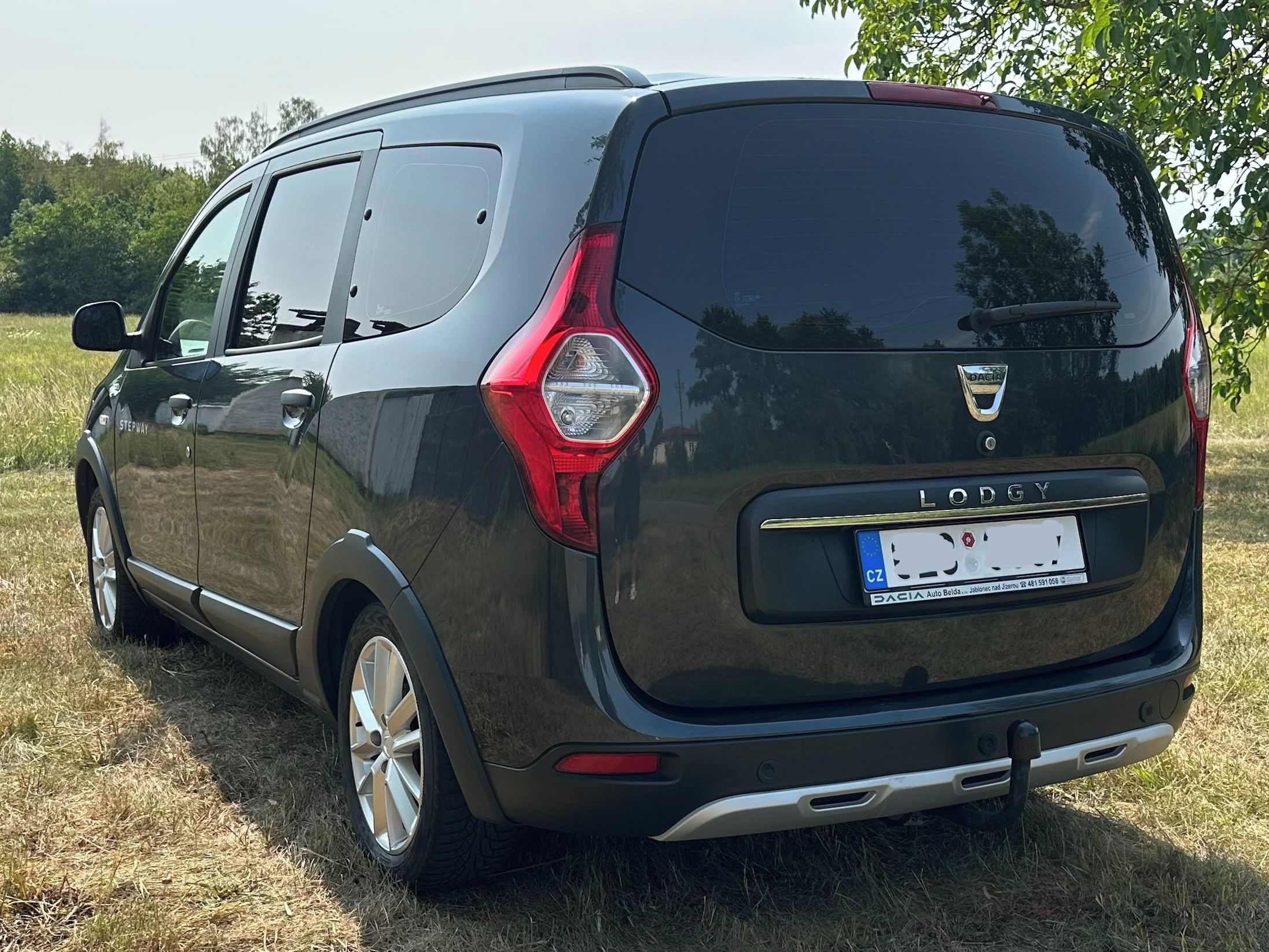 Dacia Lodgy, 1.5 Blue dCi S&S Stepway - fotka 4