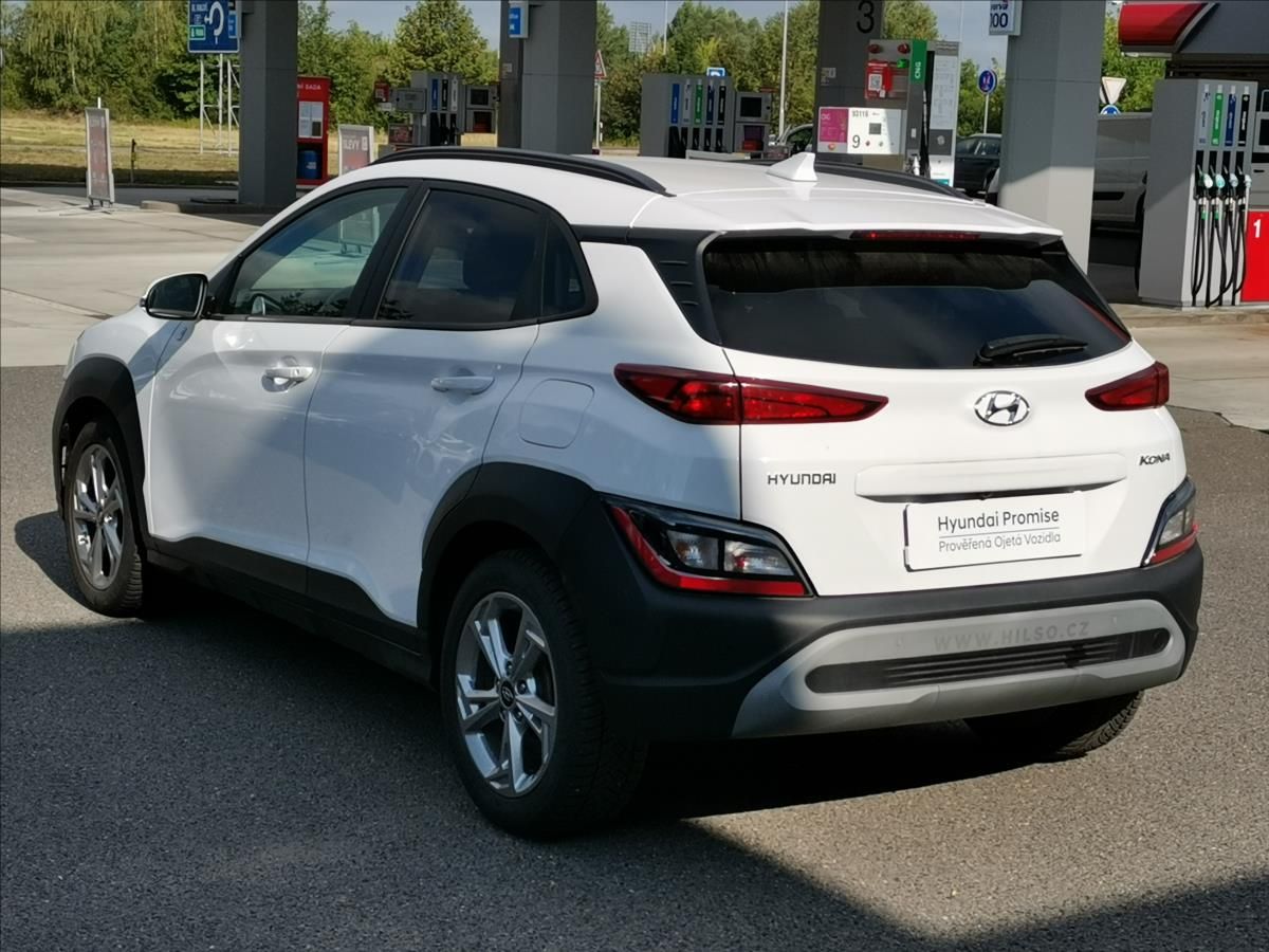 Hyundai Kona, 1,6 T-GDI 145kW Smart AT - fotka 5