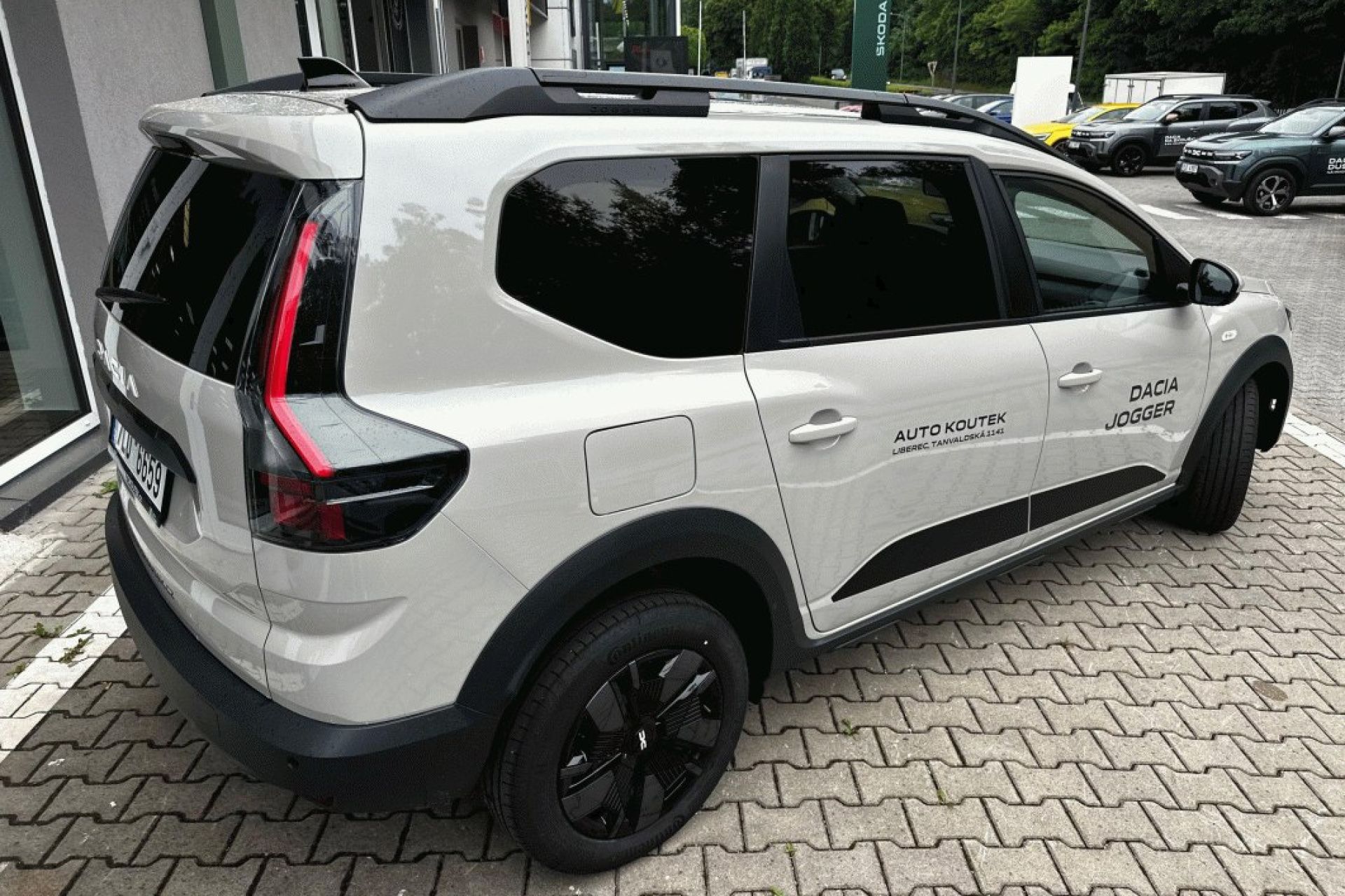 Dacia Jogger, Expression TCe 110 5 míst - fotka 3