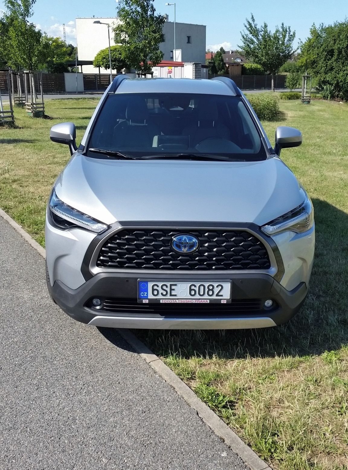 Toyota Corolla Cross, 2.0 HYBRID 146KW 1.majitel ČR - fotka 6