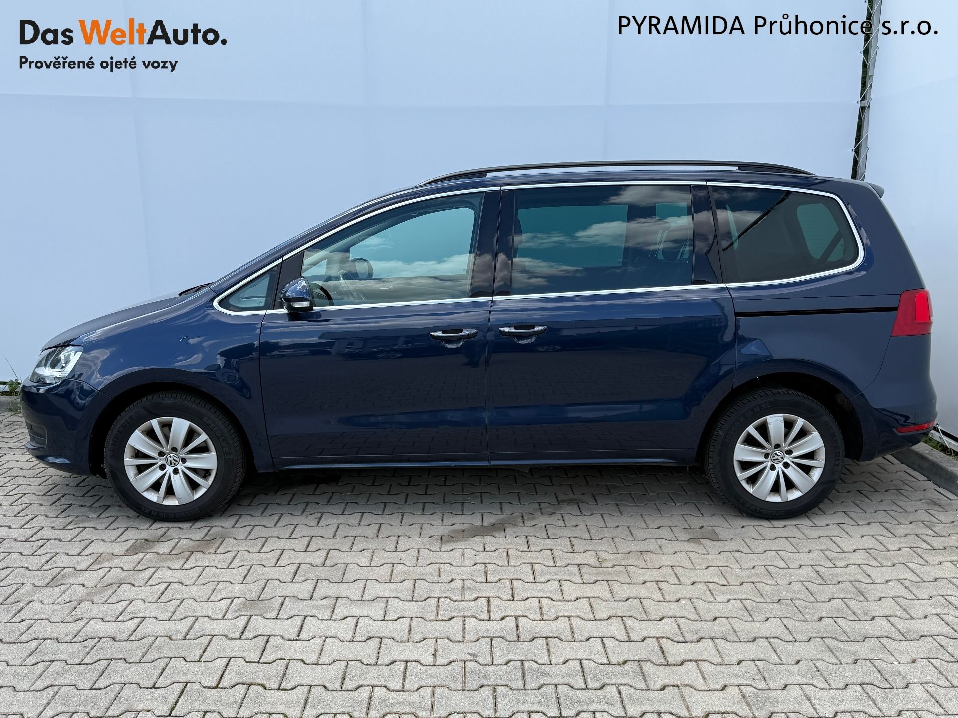 Volkswagen Sharan, 2.0 TDI 103 kW Comfortline 6 M - fotka 3