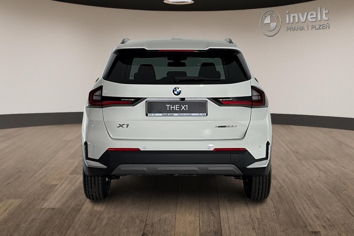 BMW X1, xDrive23d - fotka 4