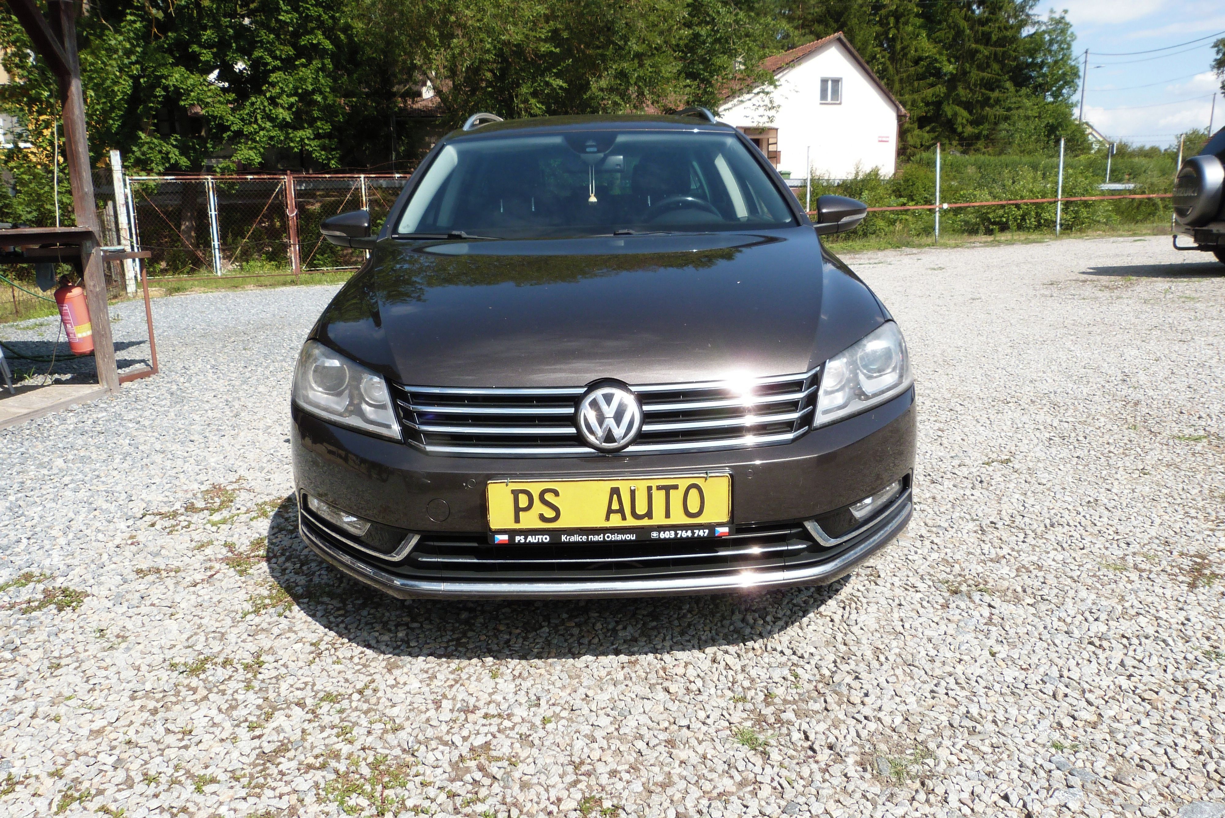 Volkswagen Passat, 2.0 TDi HighLine 4Motion - fotka 3