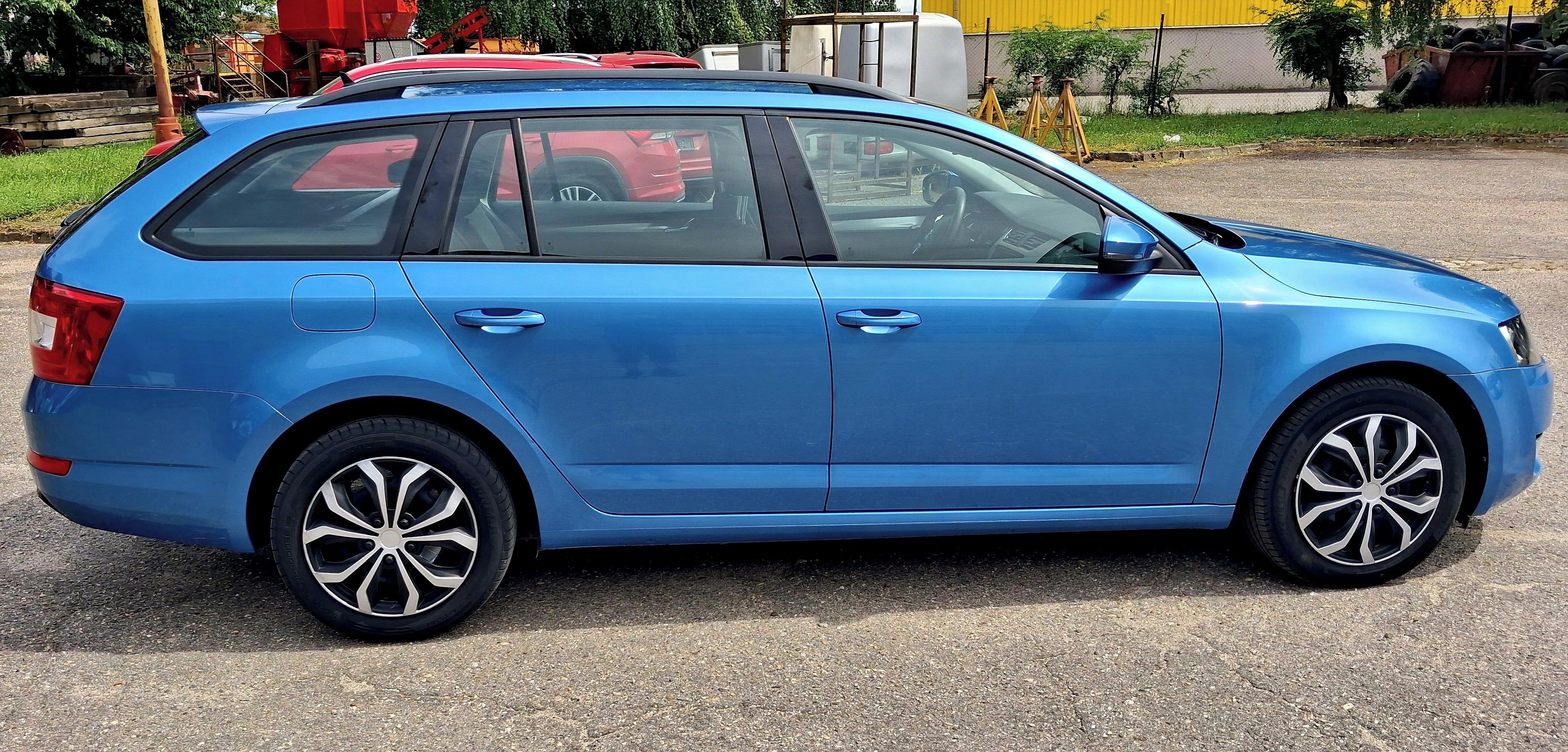 Škoda Octavia, 1.6 Tdi NAVI Aut.Klima. - fotka 6
