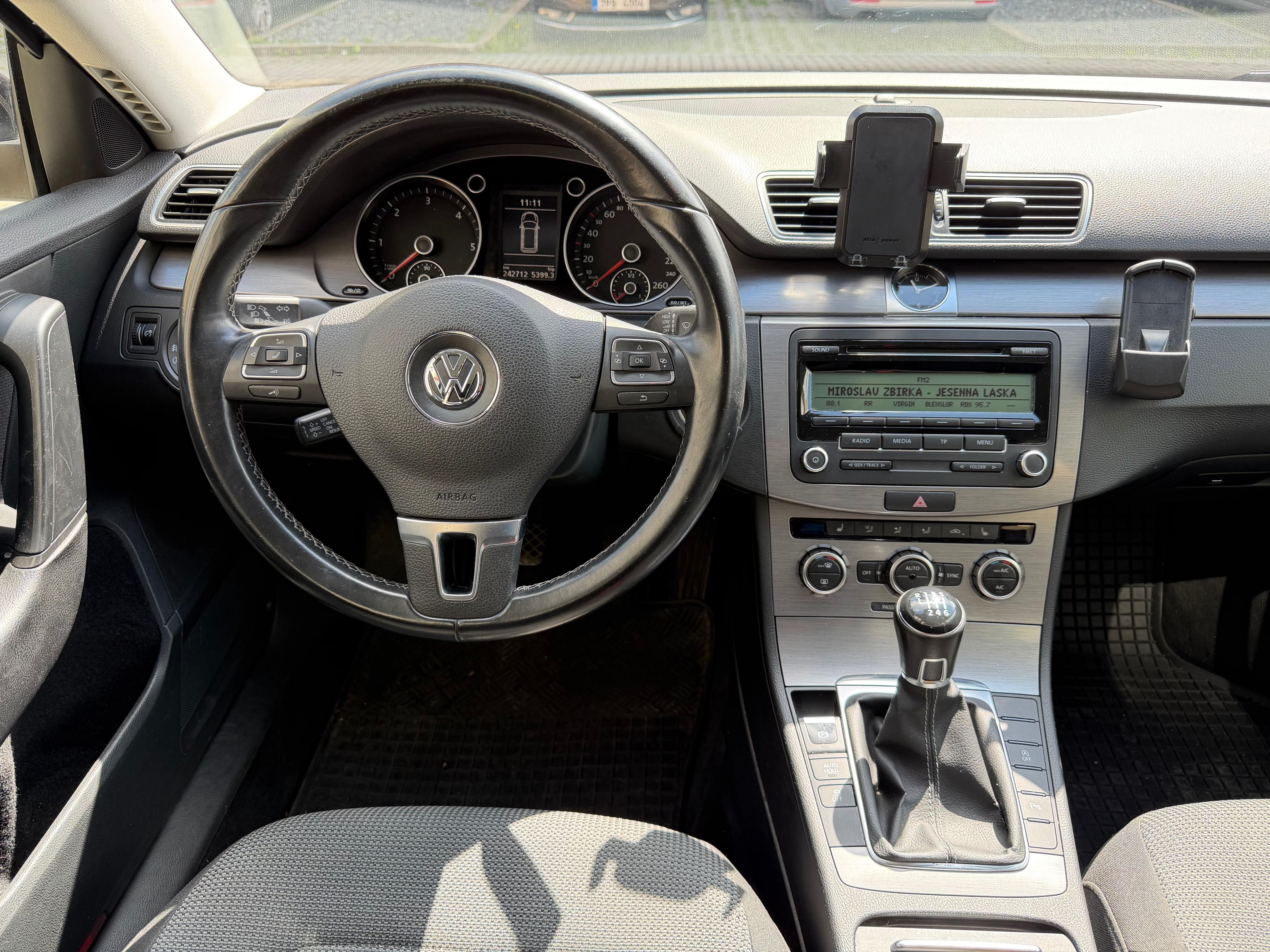 Volkswagen Passat, 2.0 TDI pravidelný servis - fotka 6