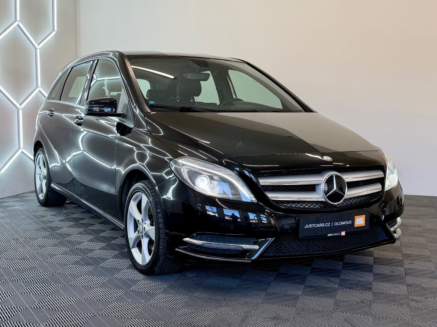 Mercedes-Benz Třídy B, 180 CDi AUTOMAT/GPS NAVI - fotka 3
