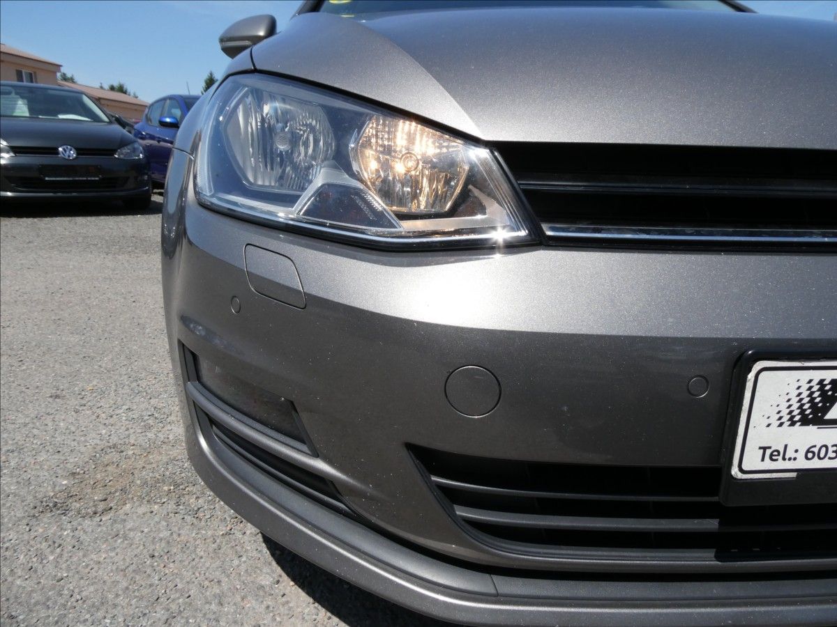 Volkswagen Golf, 1,2 TSi 63kW CUP, 2.majitel - fotka 5