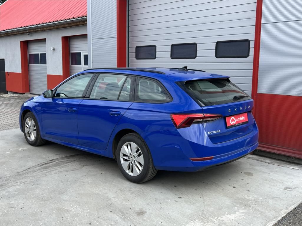 Škoda Octavia, 2,0 TDI 110kW Ambition Combi - fotka 3