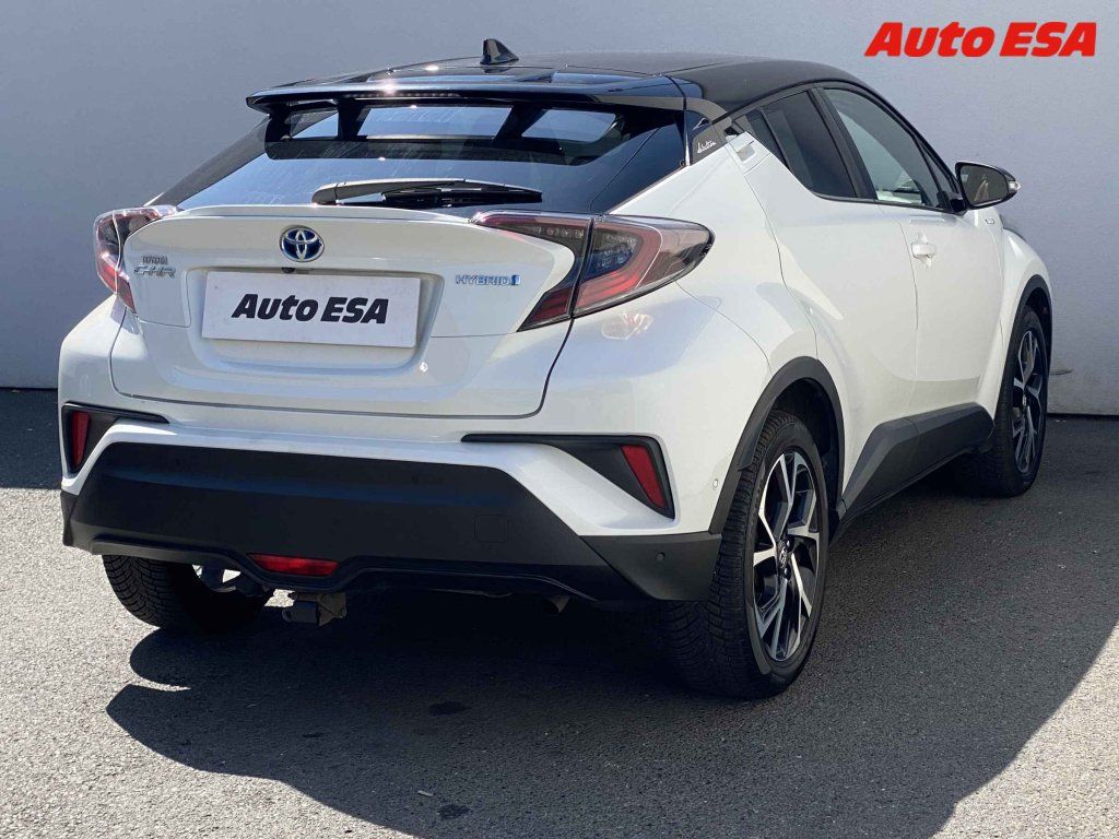 Toyota C-HR, 1.8i - fotka 4