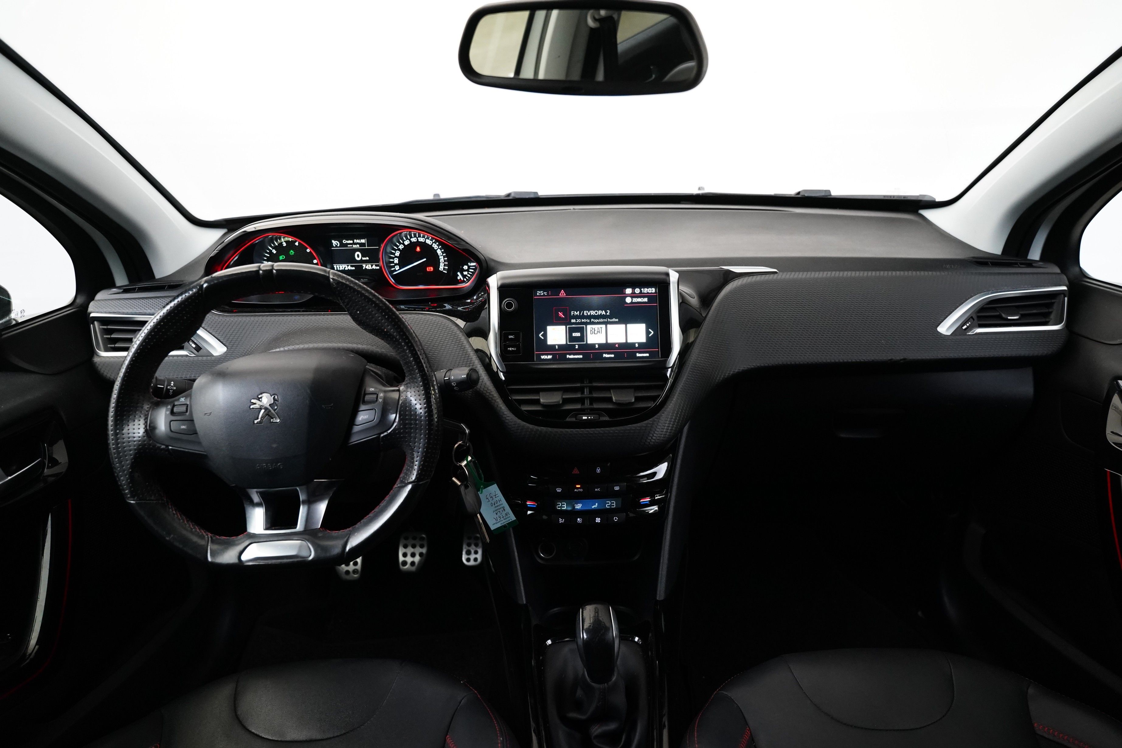 Peugeot 2008, 1.2 PureTech 81 kW GT-Line - fotka 5