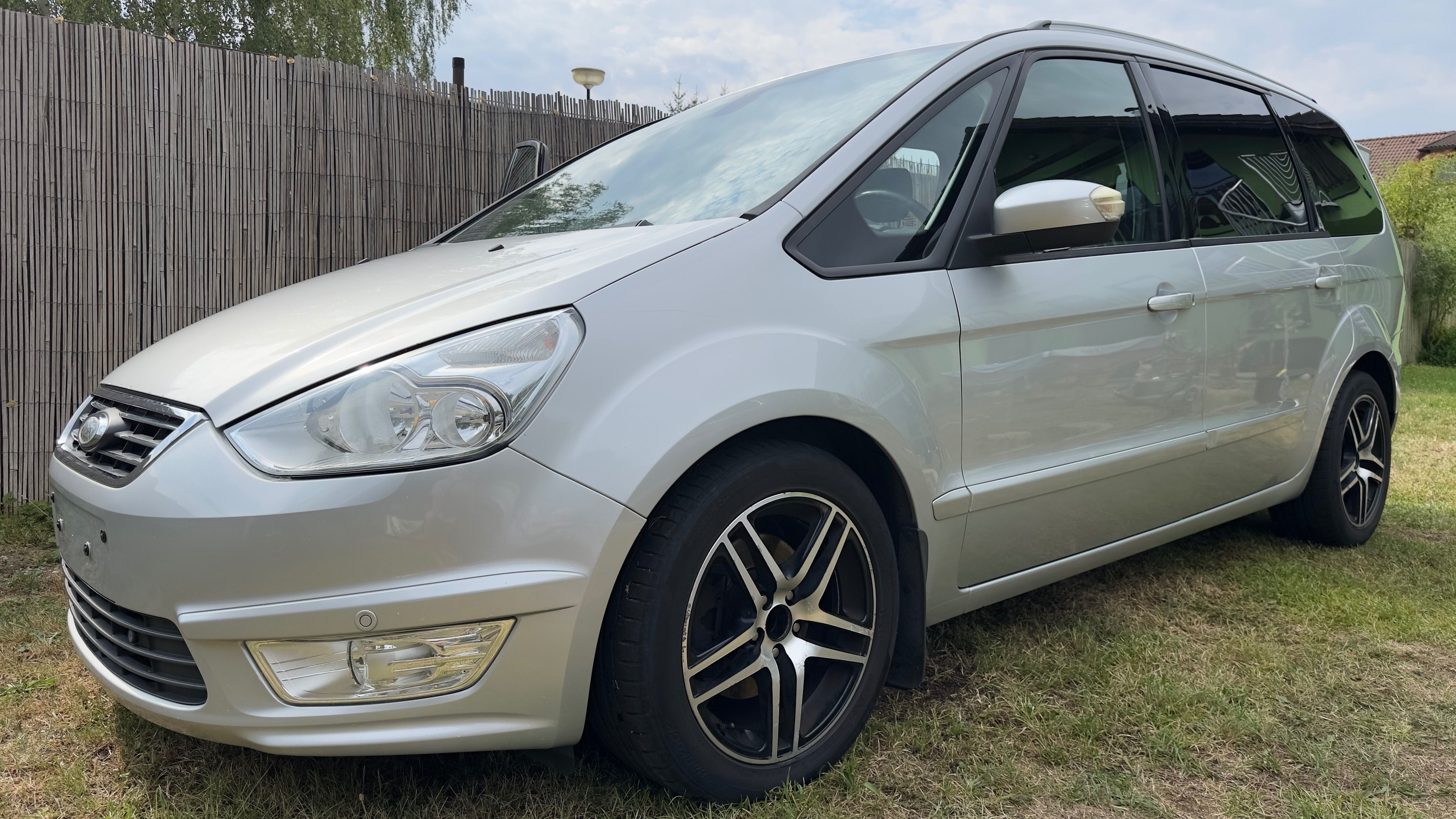 Ford Galaxy, 2.0 TDCI,103kw,7 míst - fotka 3
