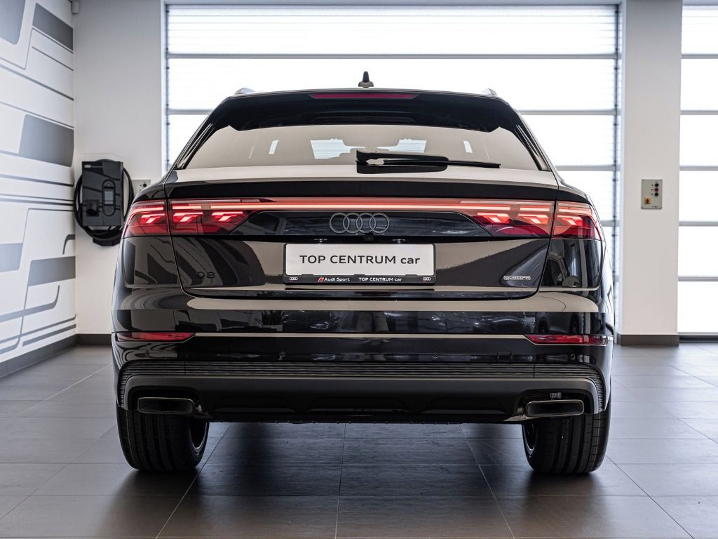 Audi Q8, SUV 50 TDI quattro - fotka 4