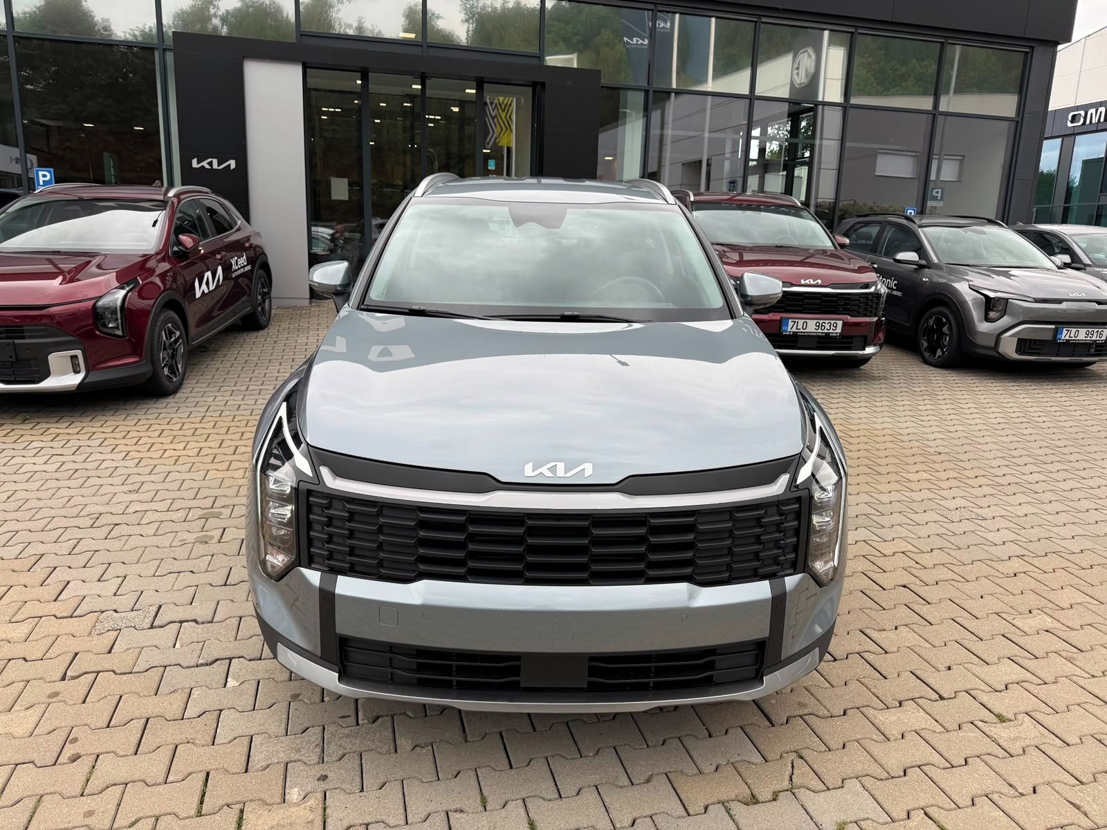 Kia Sportage, 1,6 T-GDi 4x2 EXCLUSIVE - fotka 2