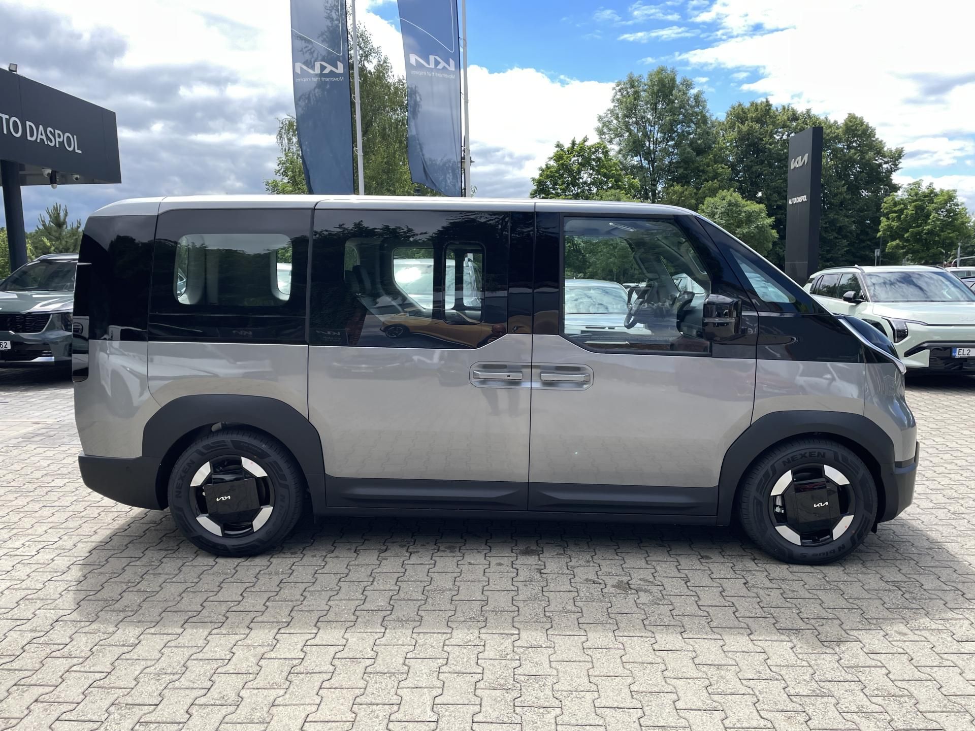 Kia PV5, 5P 4x2 ELITE 120 KW + 71,2 KW - fotka 2