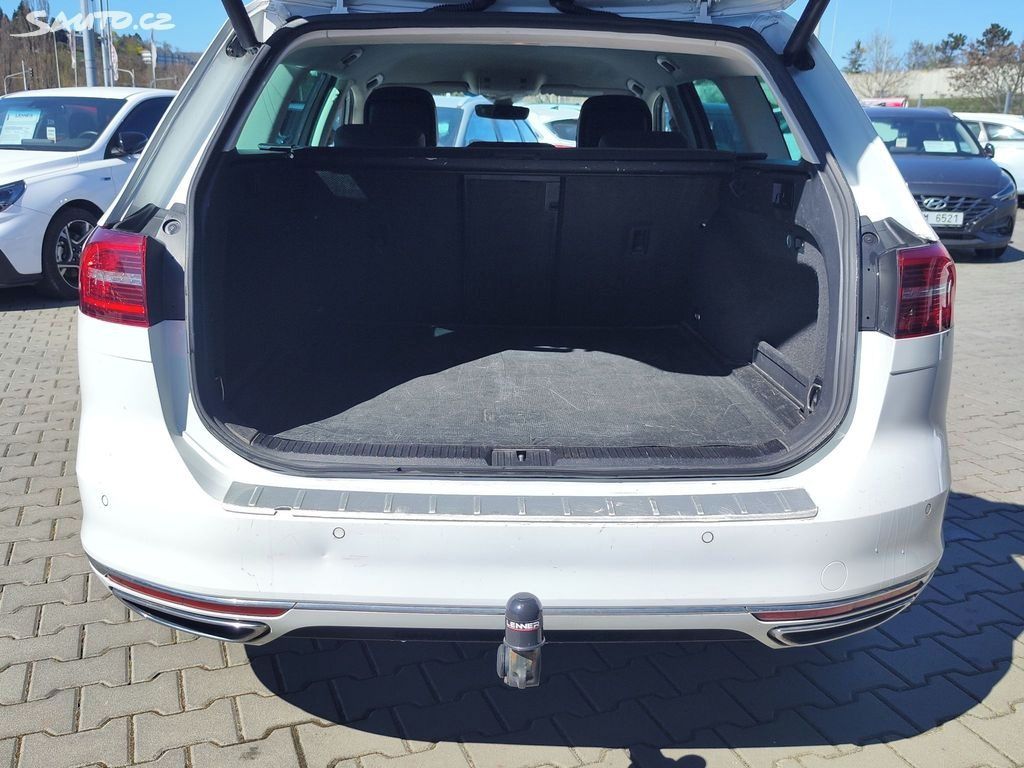 Volkswagen Passat, VW Passat Rline tažné - fotka 4