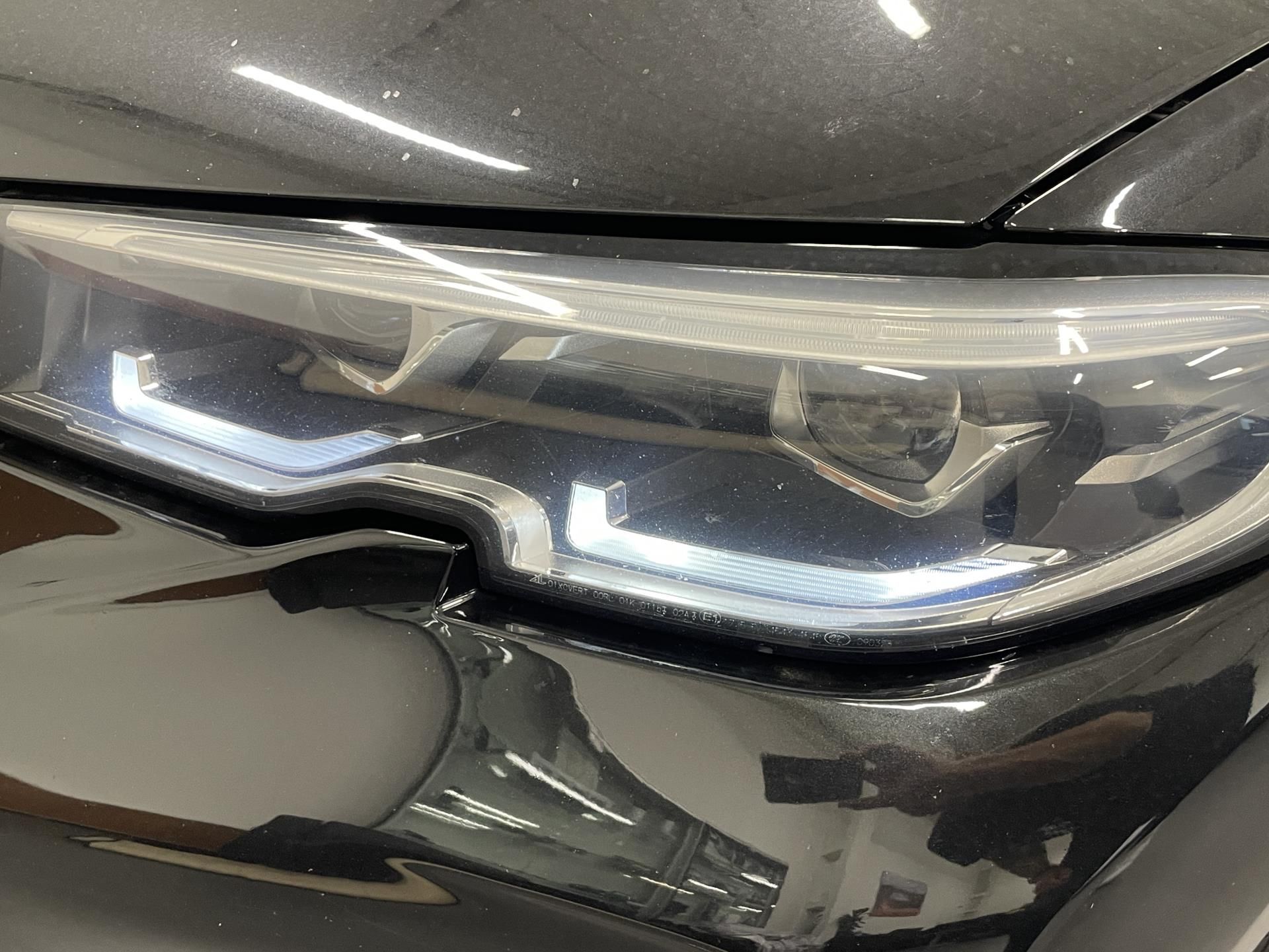 BMW Řada 3, BMW 320d xDrive, Mpaket - fotka 5