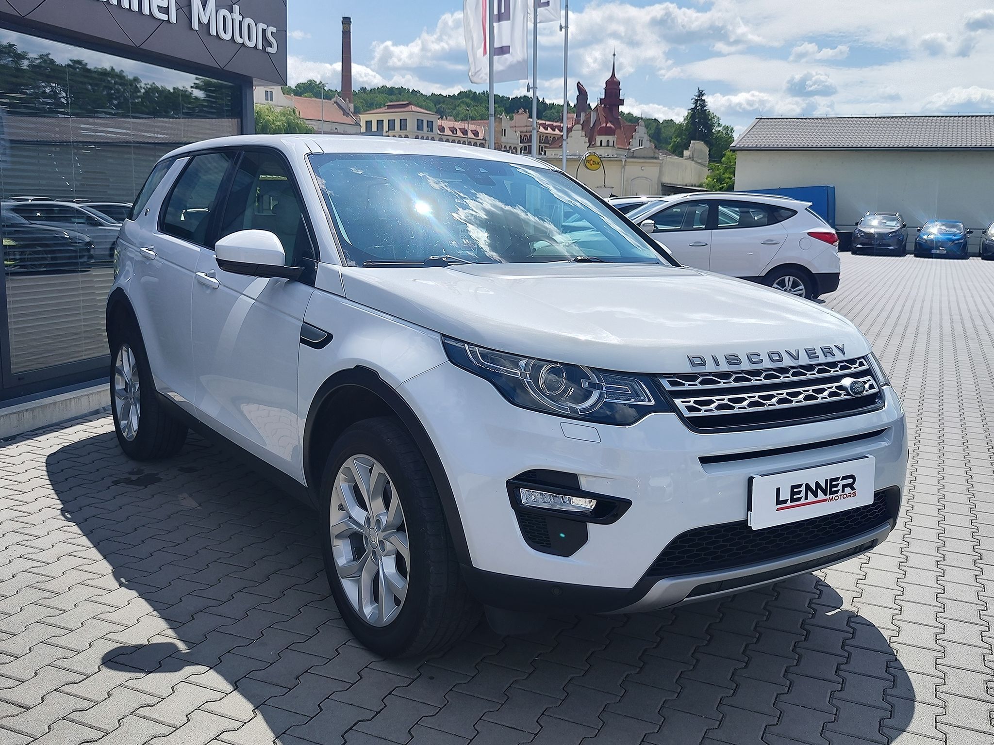 Land Rover Discovery Sport, 2.0 TD4 HSE/132kW Servisováno - fotka 3