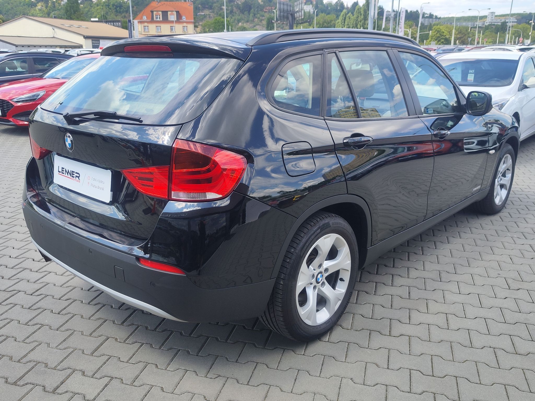 BMW X1, 2.0i/135kW xDrive - fotka 5