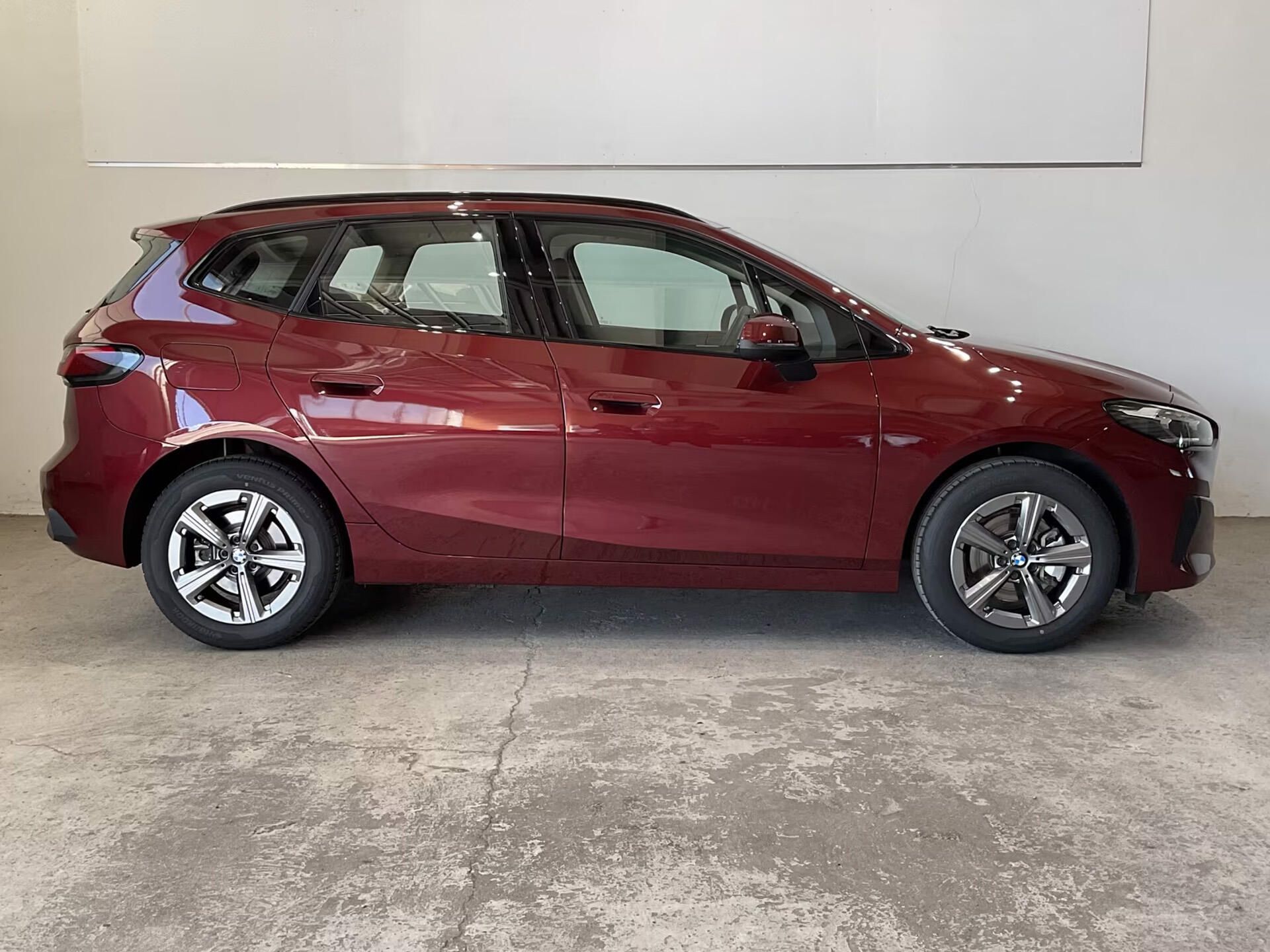 BMW Řada 2, 220 Active Tourer Taž DrivAs+ - fotka 3