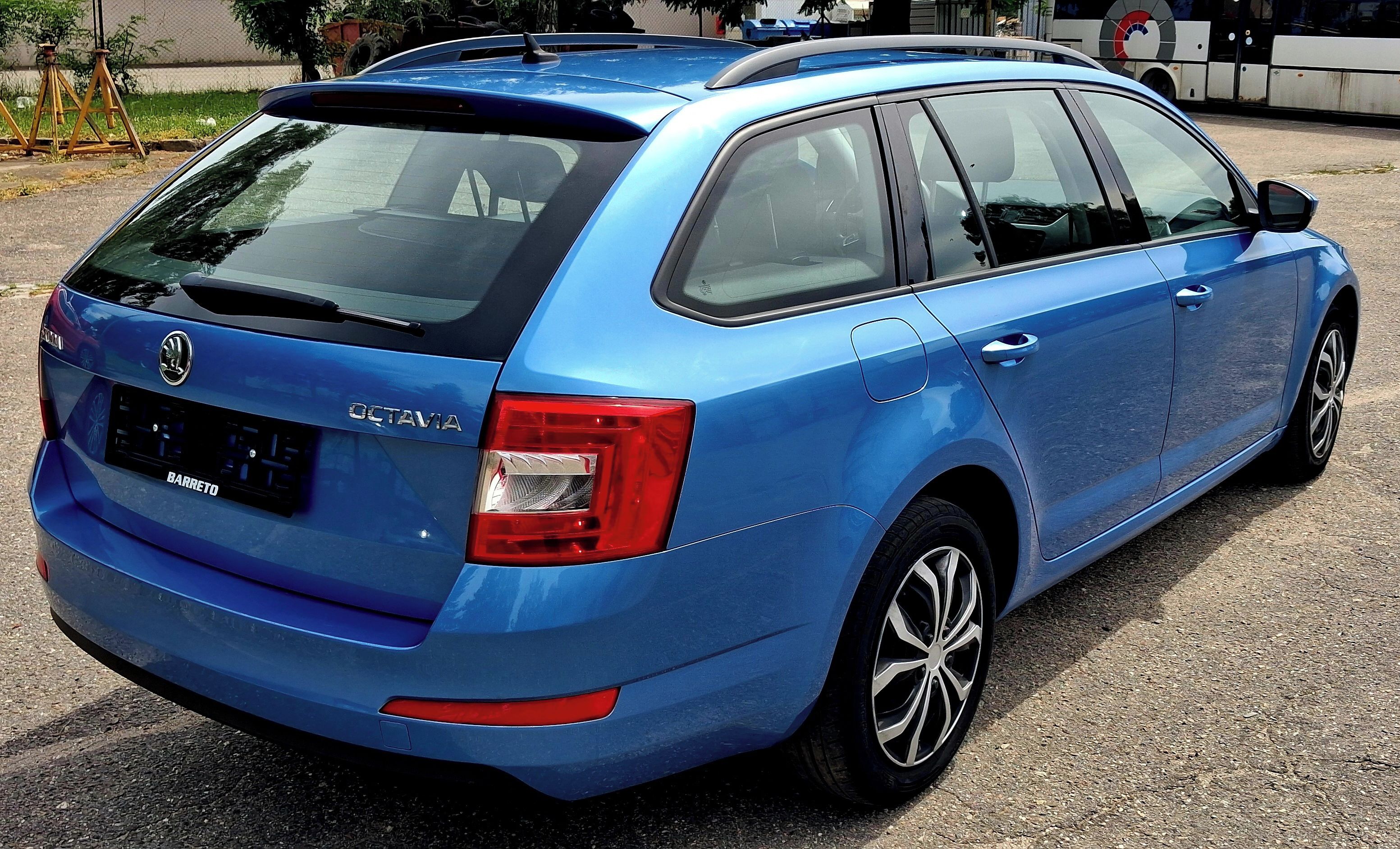 Škoda Octavia, 1.6 Tdi NAVI Aut.Klima. - fotka 5