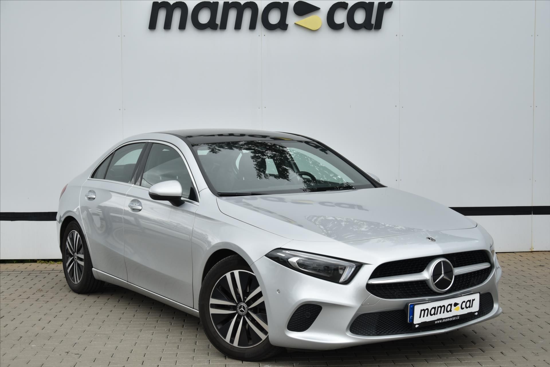 Mercedes-Benz Třídy A, 250i 165kW NAVI PANORAMA ČR