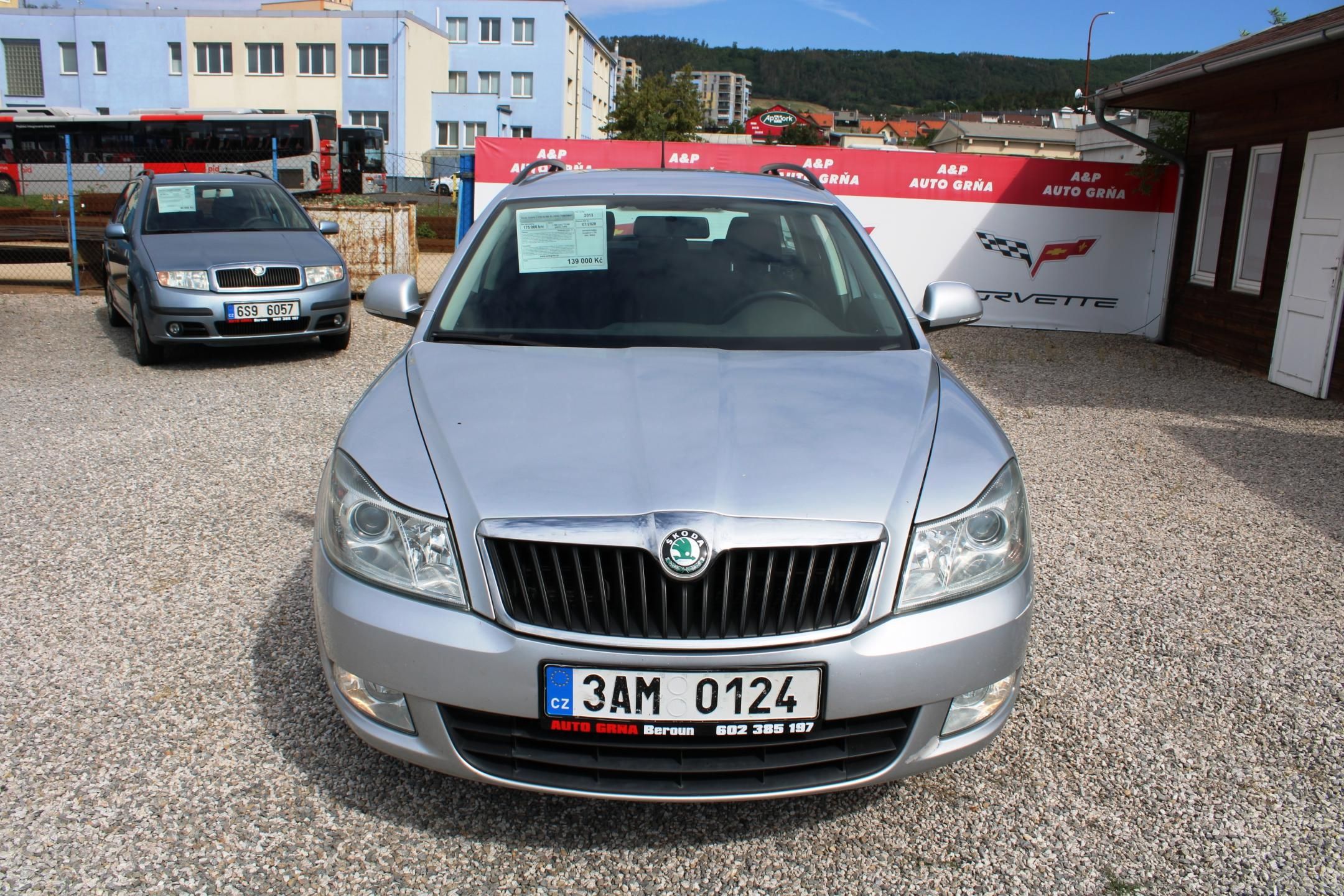 Škoda Octavia, 1,6TDI KLIMA EL.OKNA TEMPOMAT - fotka 2