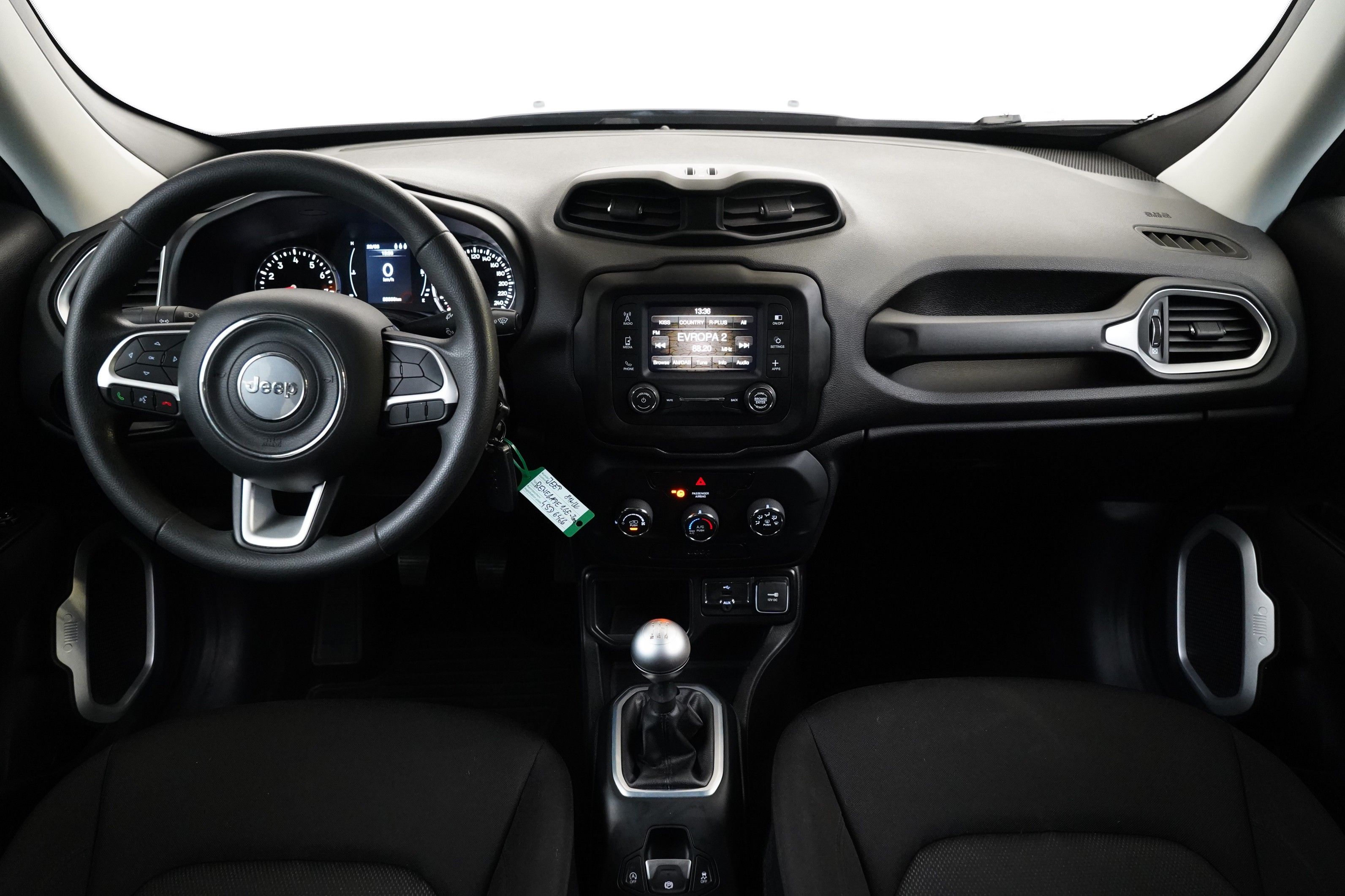 Jeep Renegade, 1.6 E-TorQ 81 kW Sport - fotka 5