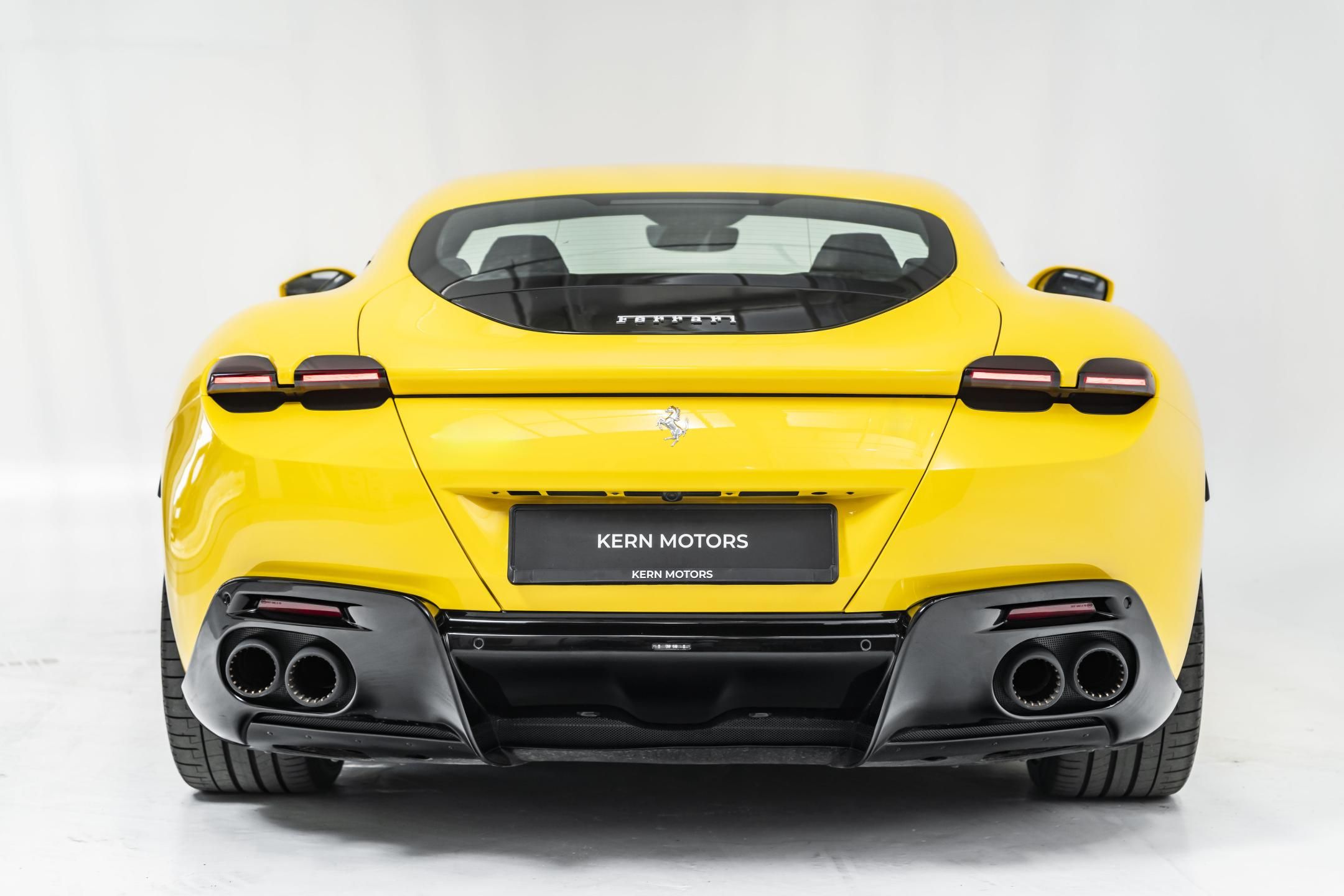 Ferrari Roma, Giallo modena*krásná výbava - fotka 4