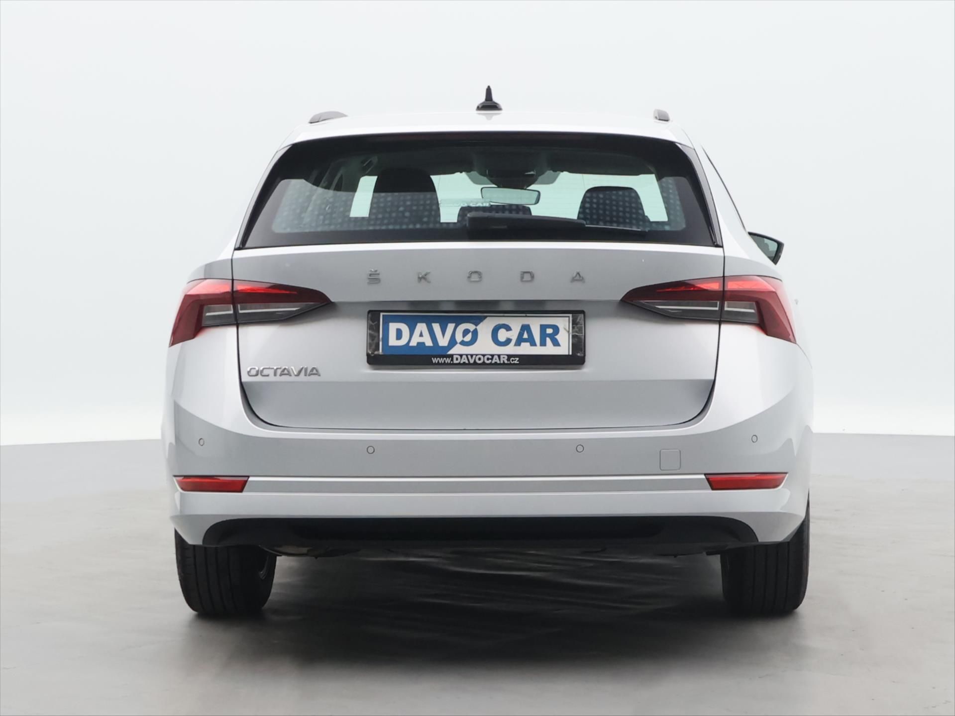 Škoda Octavia, 2,0 TDI 85kW Aut.klima CZ DPH - fotka 6