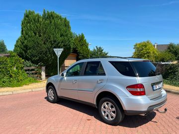 raritní stav 3,5 V6 benzin