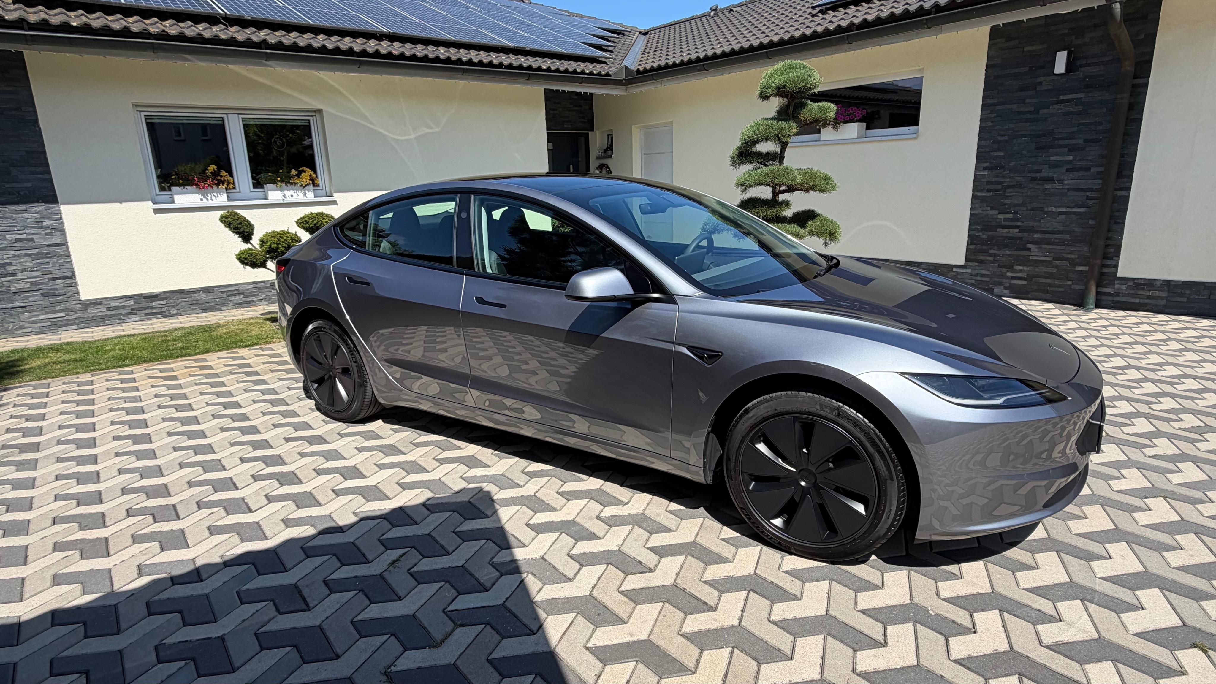 Tesla Model 3, HIGHLAND, 1 majitel, odpočet - fotka 5