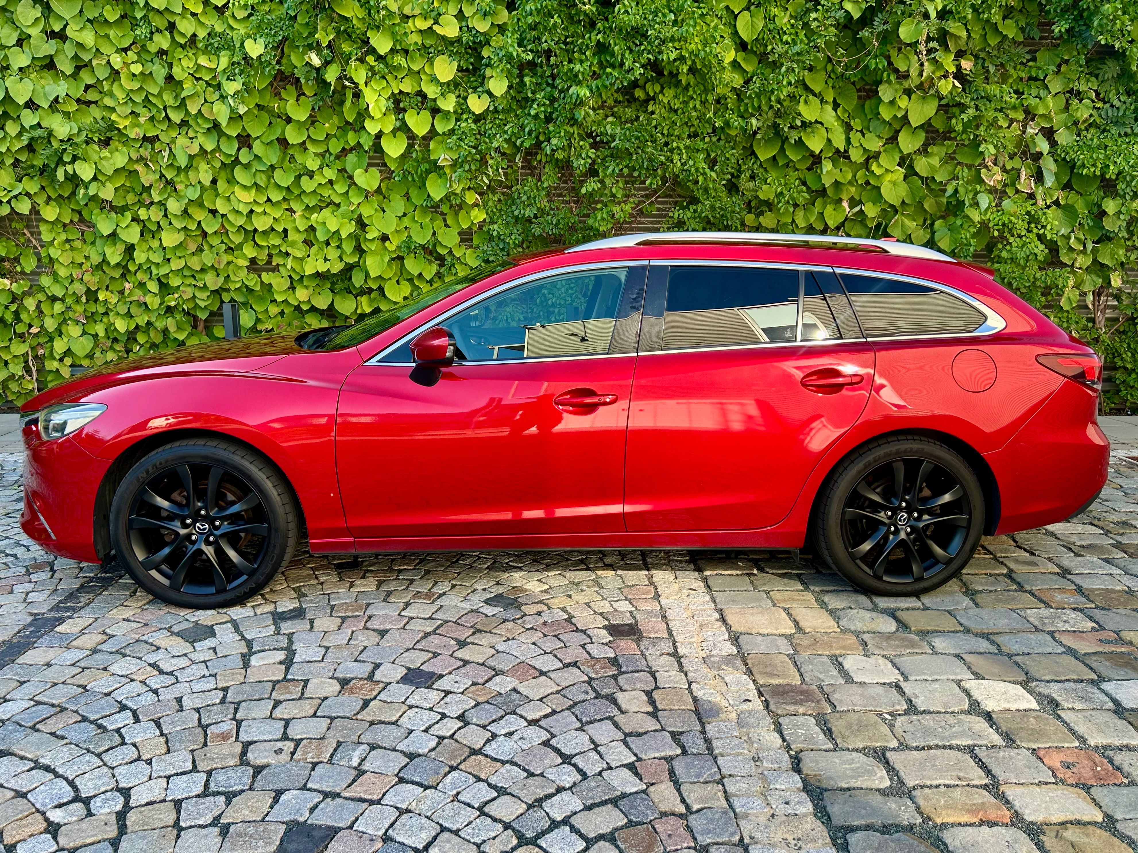Mazda 6, 2.5 141KW KUŽE-BOSE-LED-TAŽNÉ - fotka 3