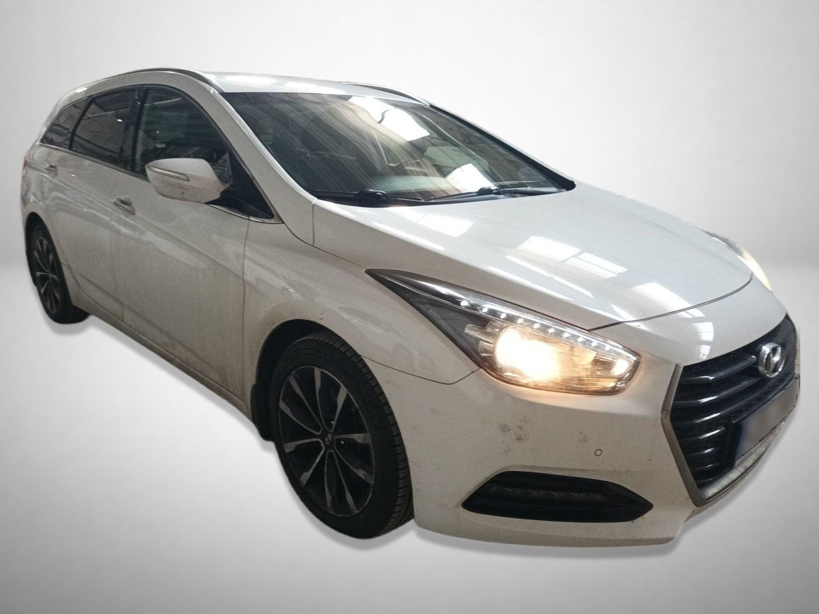 Hyundai i40, 1.7 CRDi, Navi - fotka 2