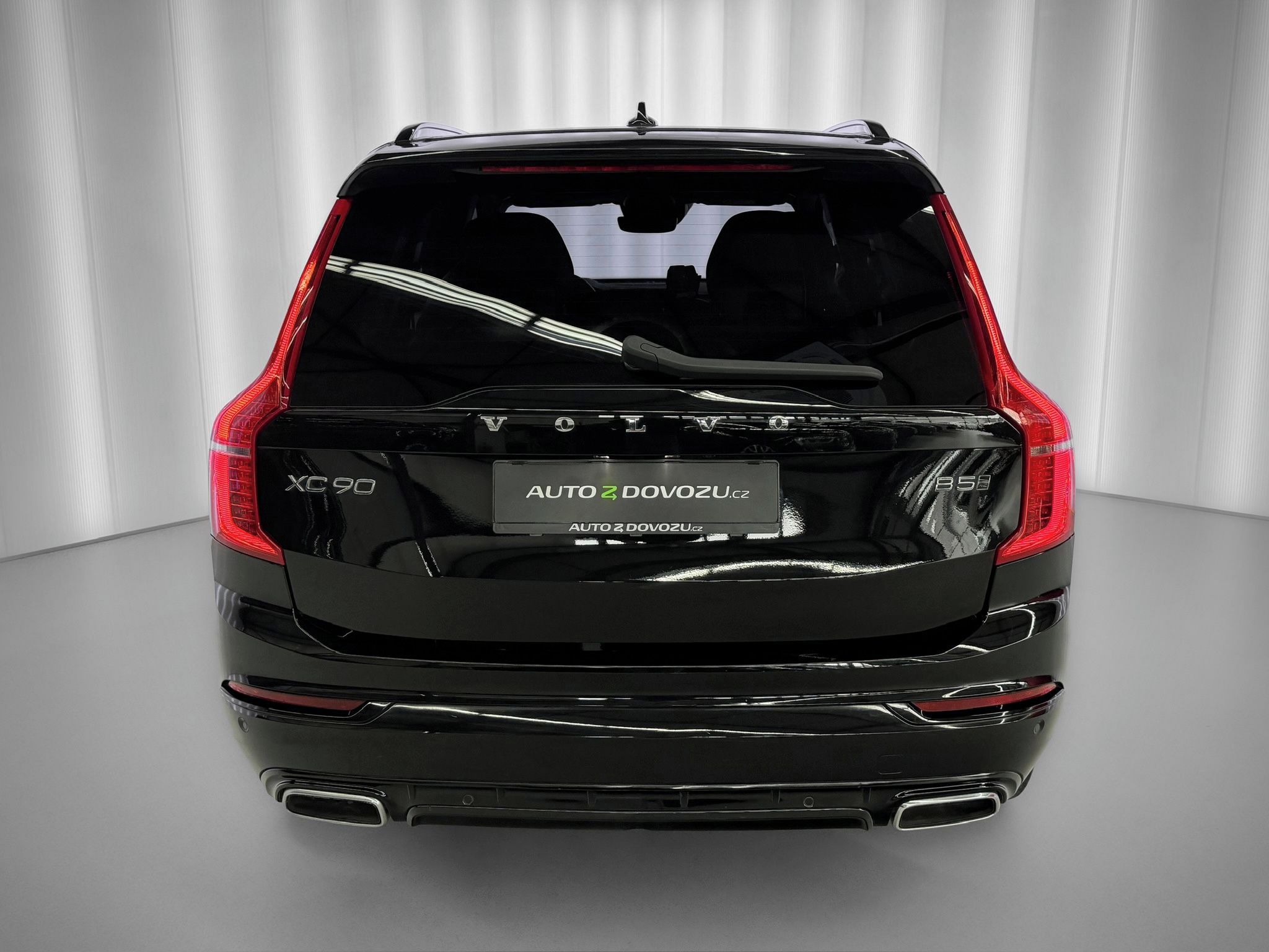 Volvo XC90, B5 AWD R-DESIGN, H&K, EL. TAŽN - fotka 6