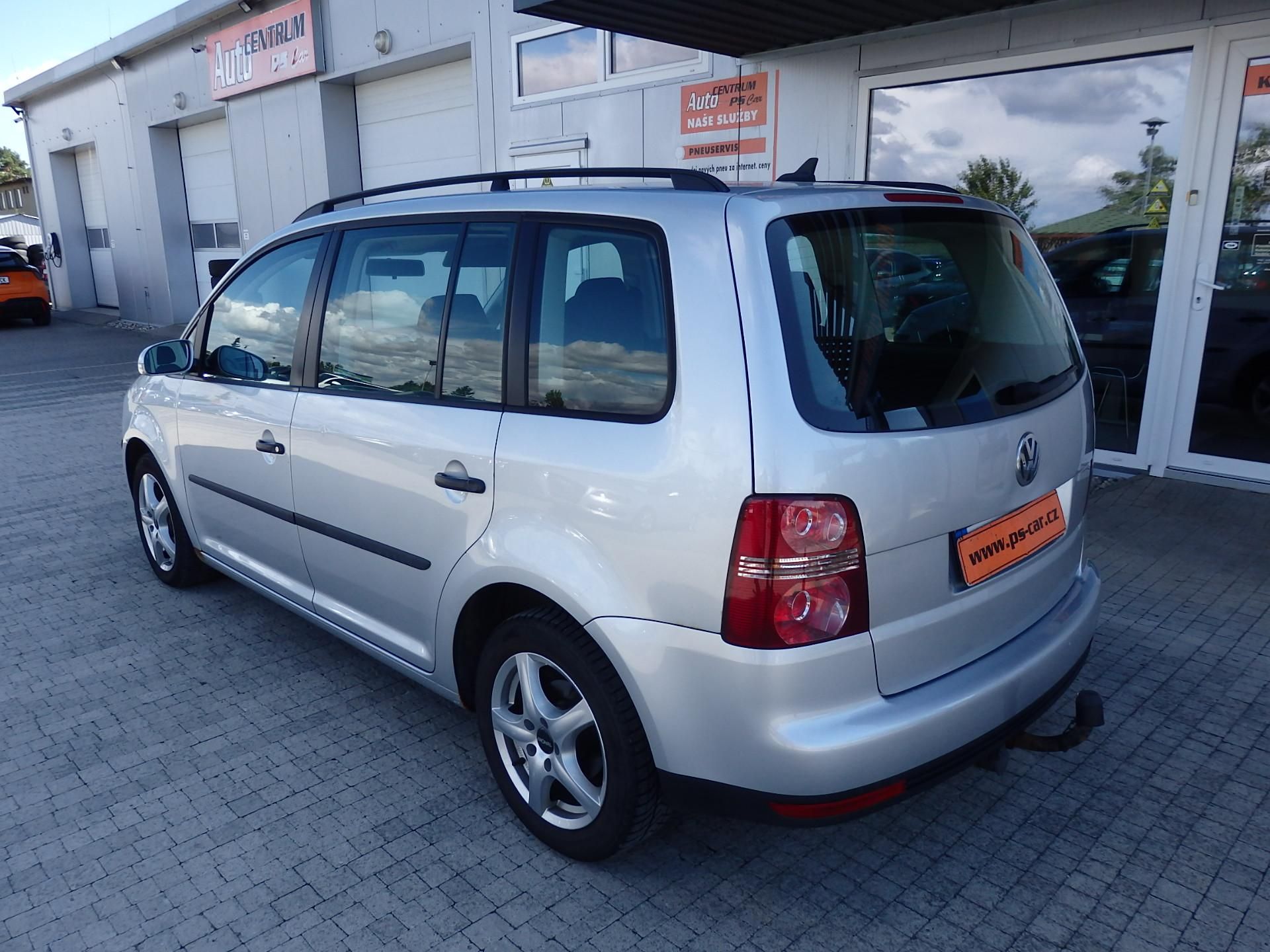 Volkswagen Touran, 1,9TDi 77kW KLIMA, ZÁVĚS - fotka 5